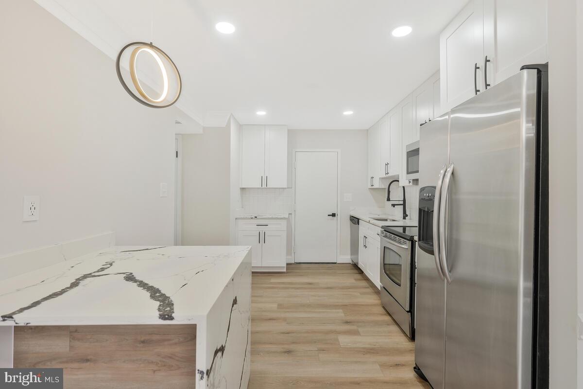 ST CHARLES BANNISTER - Residential