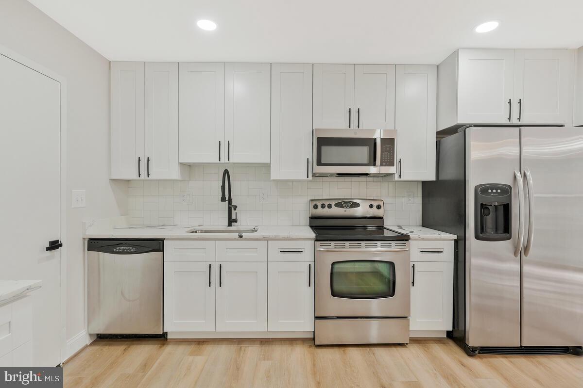 ST CHARLES BANNISTER - Residential