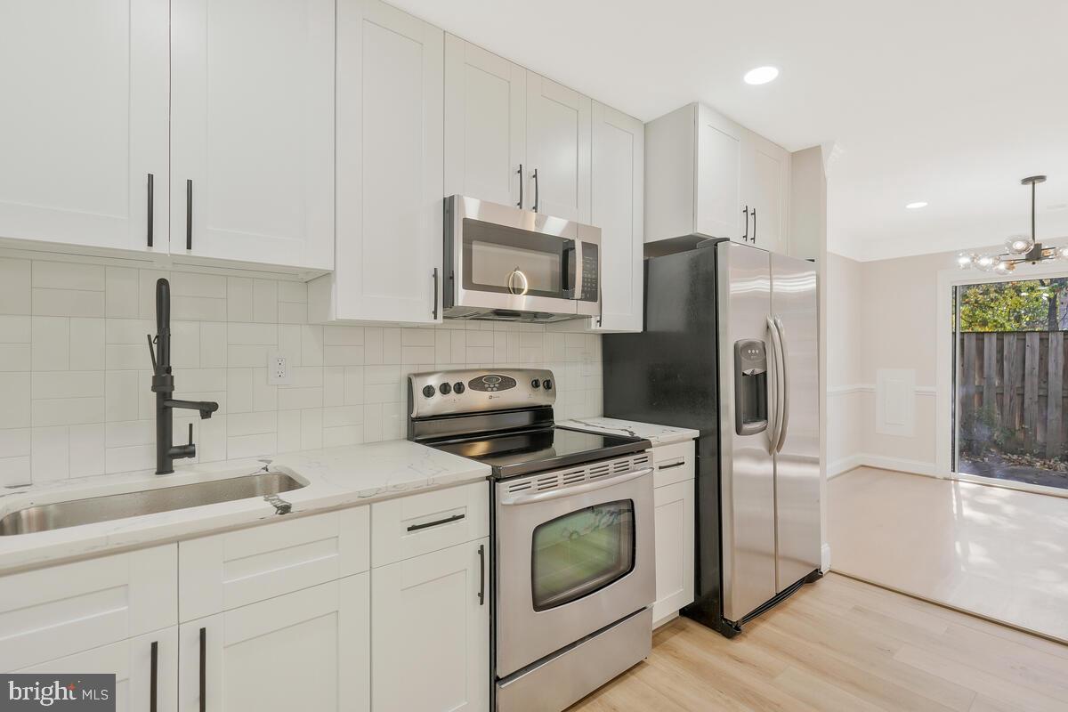 ST CHARLES BANNISTER - Residential