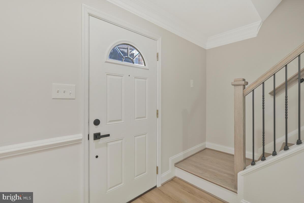 ST CHARLES BANNISTER - Residential