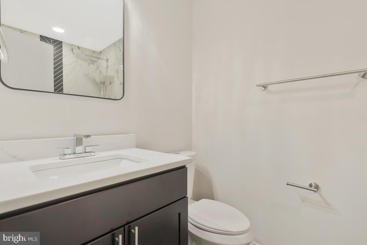 ST CHARLES BANNISTER - Residential