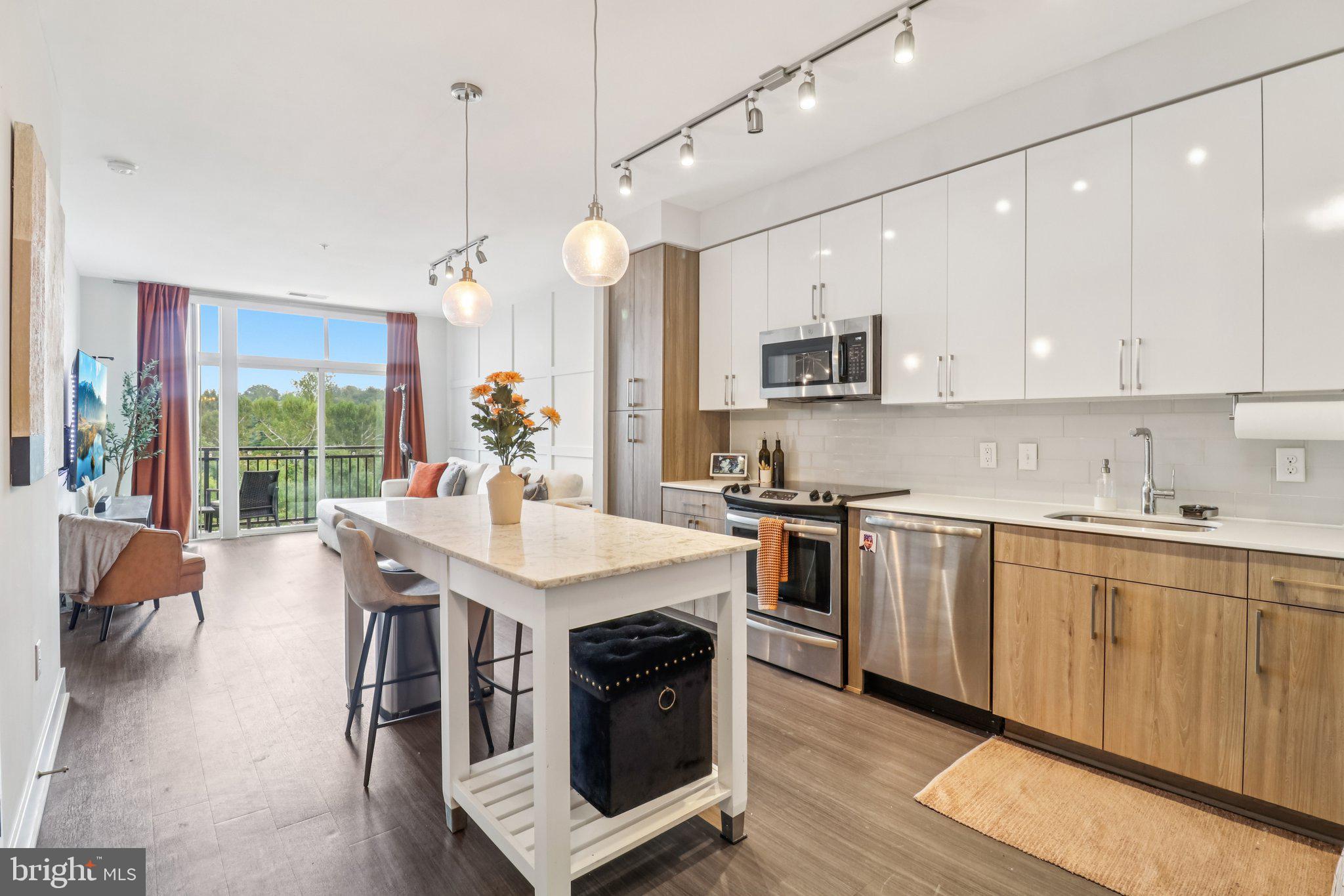 NATIONAL HARBOR - Residential