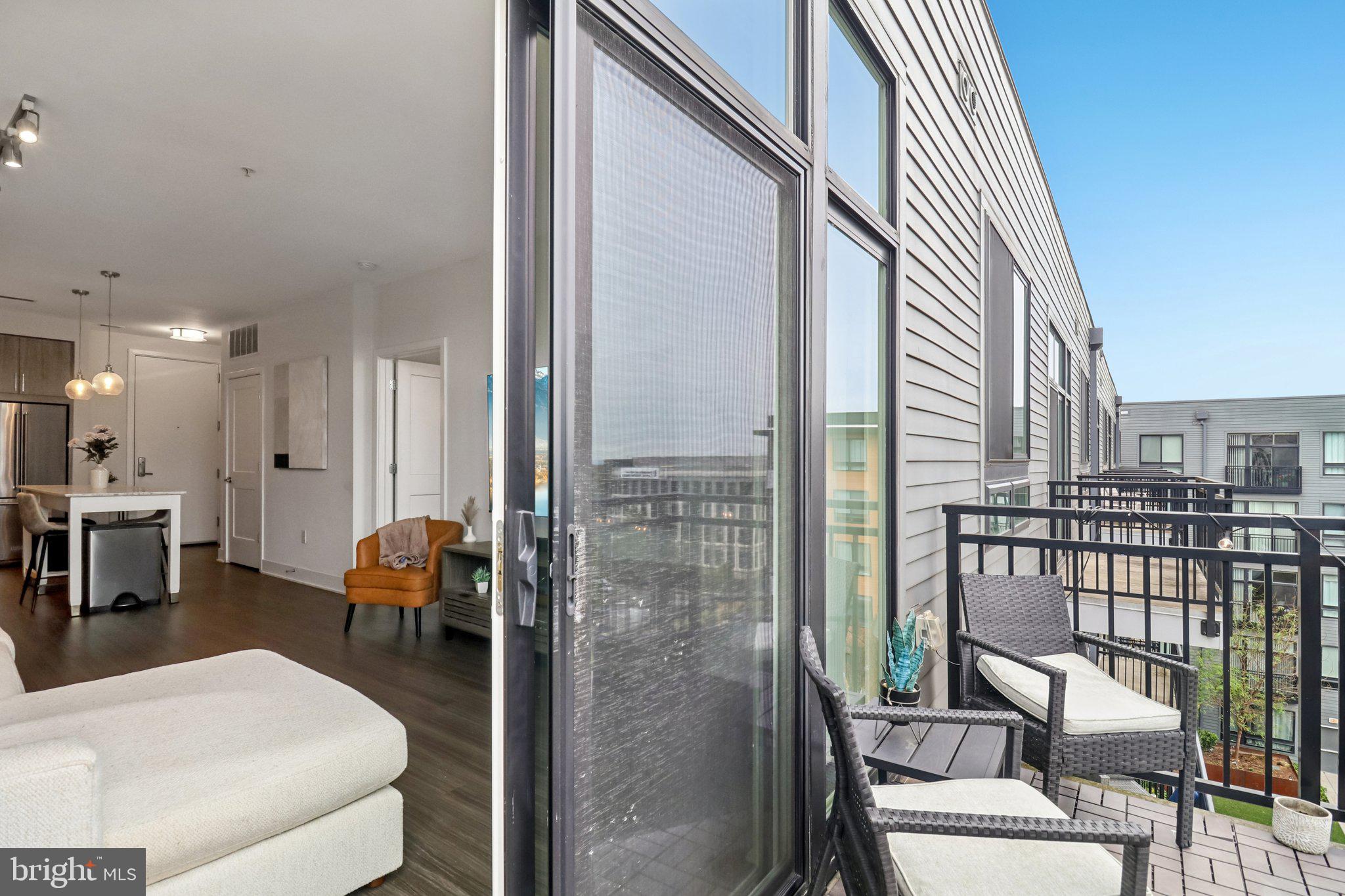 NATIONAL HARBOR - Residential