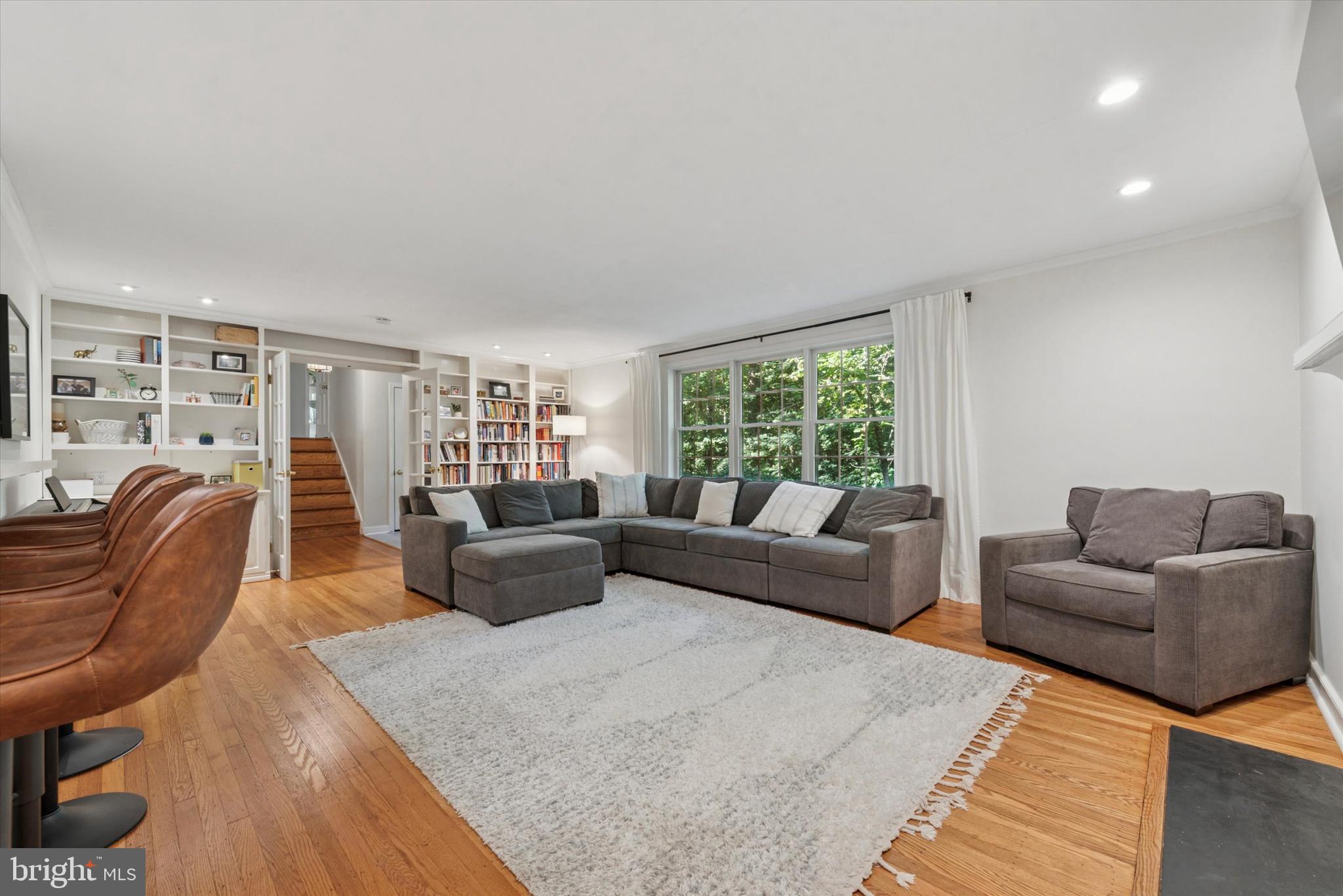 DEEPDALE - Residential