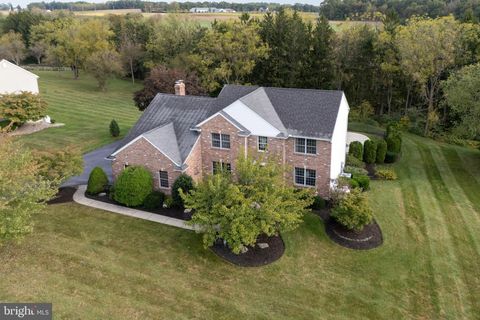 2189 BEECHWOOD STREET OREFIELD PA 18069