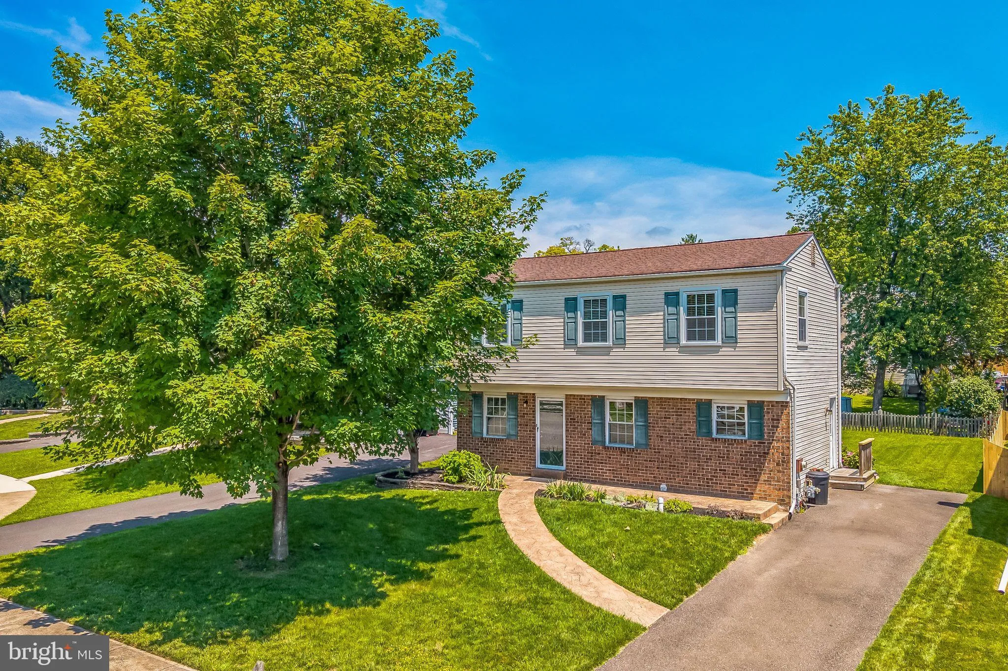 Ambler, Pennsylvania 19002, United States, 3 Bedrooms Bedrooms, ,1 BathroomBathrooms,Residential,Pending,170952