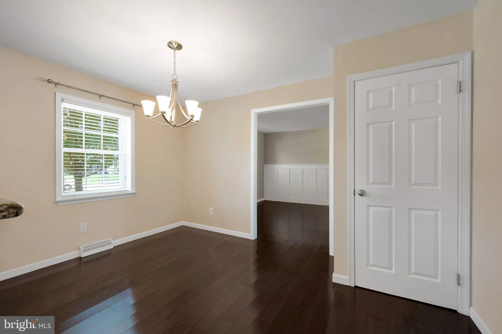 Ambler, Pennsylvania 19002, United States, 3 Bedrooms Bedrooms, ,1 BathroomBathrooms,Residential,Pending,170952