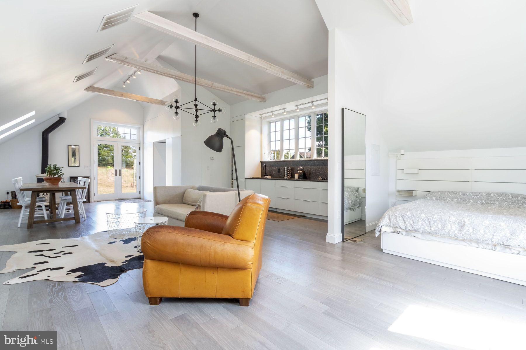 BEDMINSTER - Residential