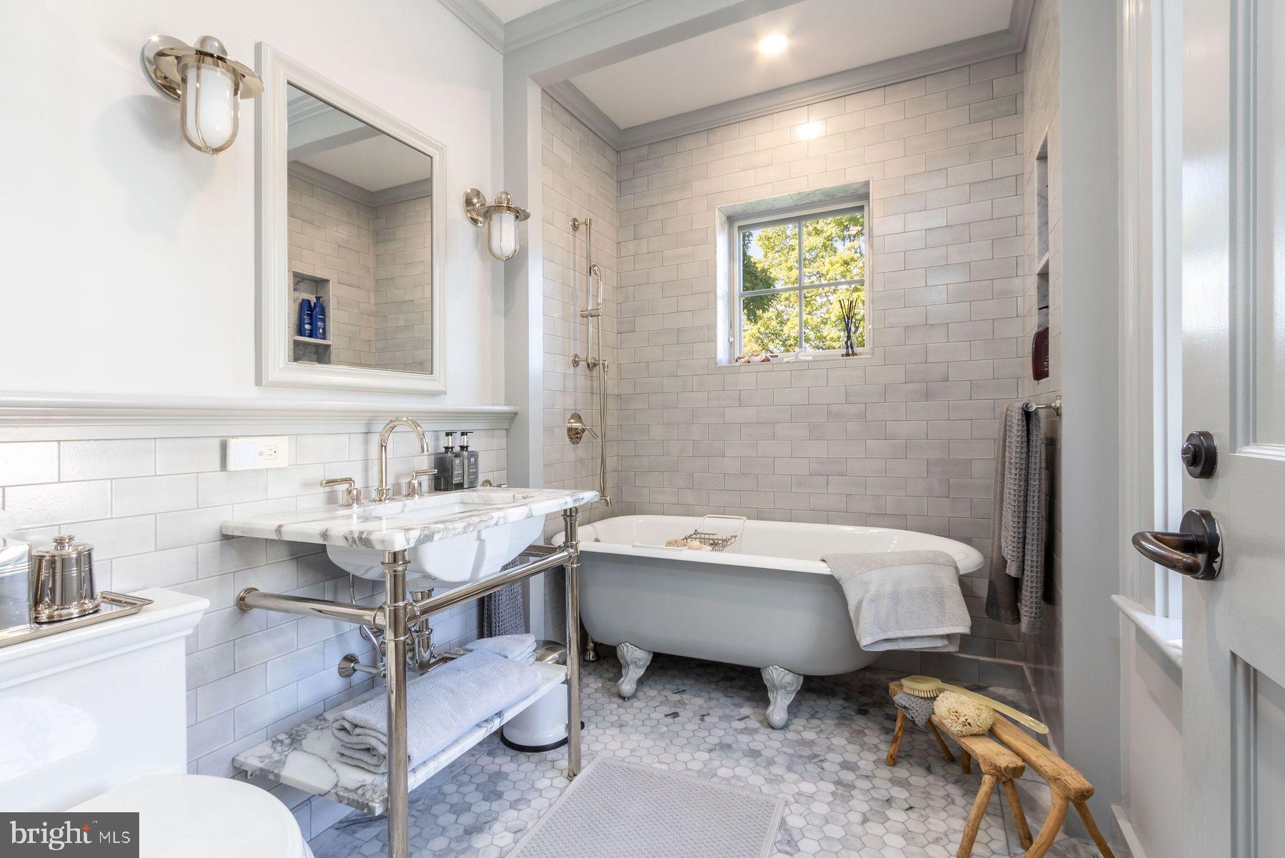 BEDMINSTER - Residential