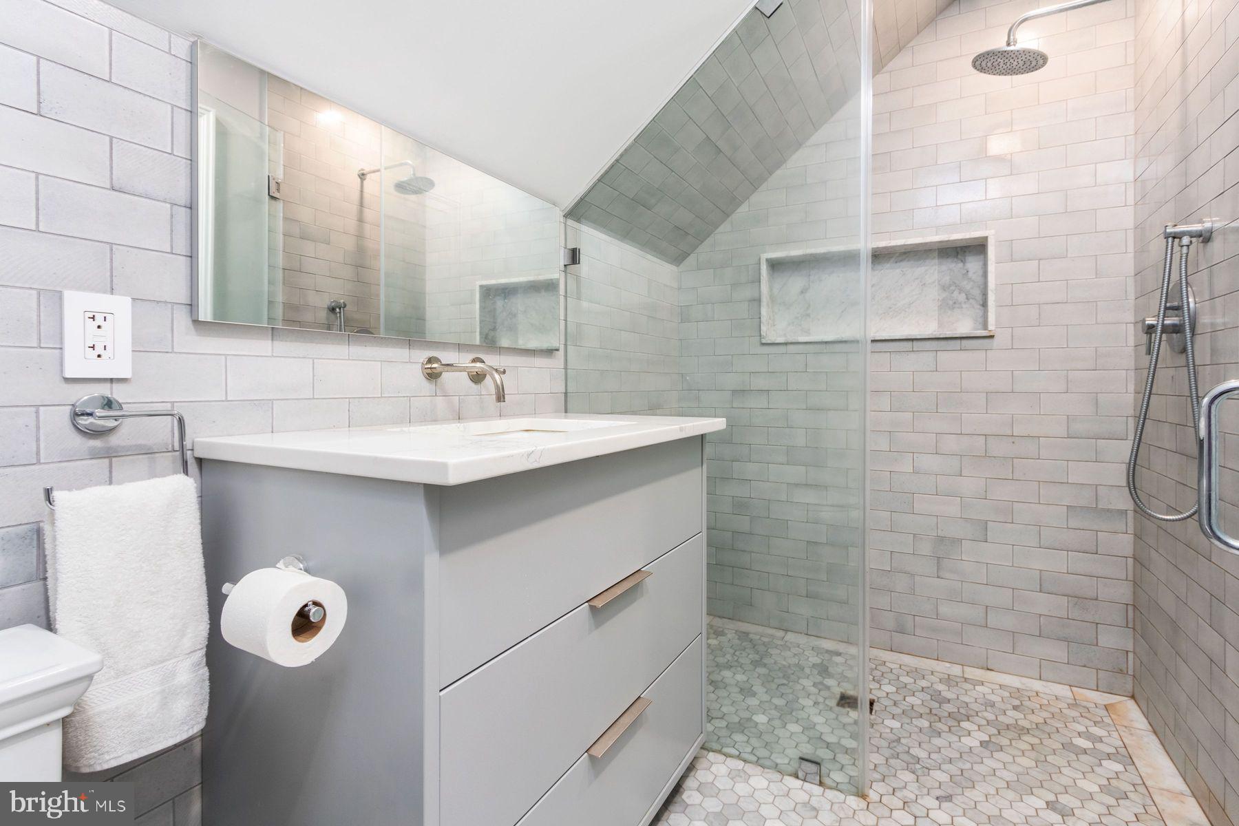 BEDMINSTER - Residential