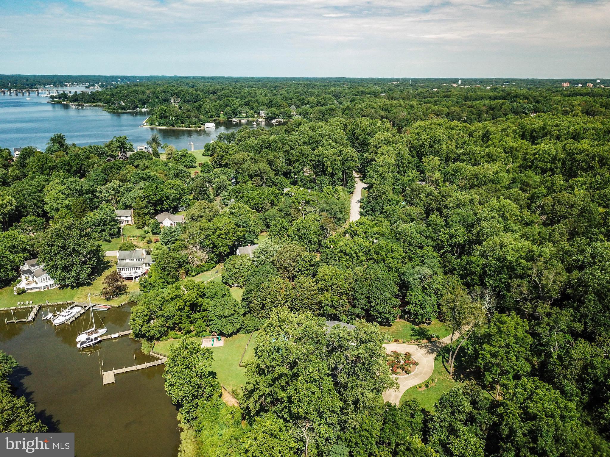 WILD ROSE SHORES - Residential