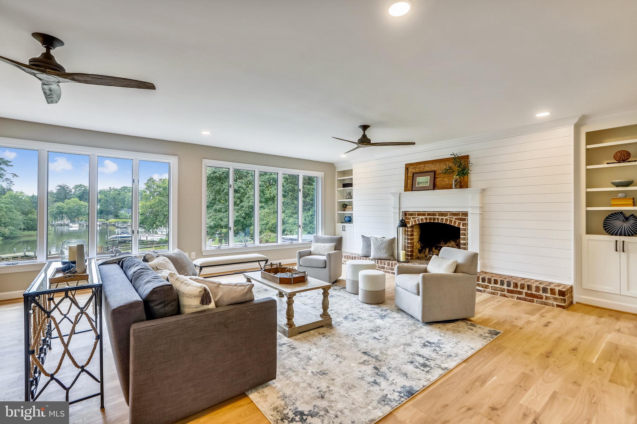 WILD ROSE SHORES - Residential