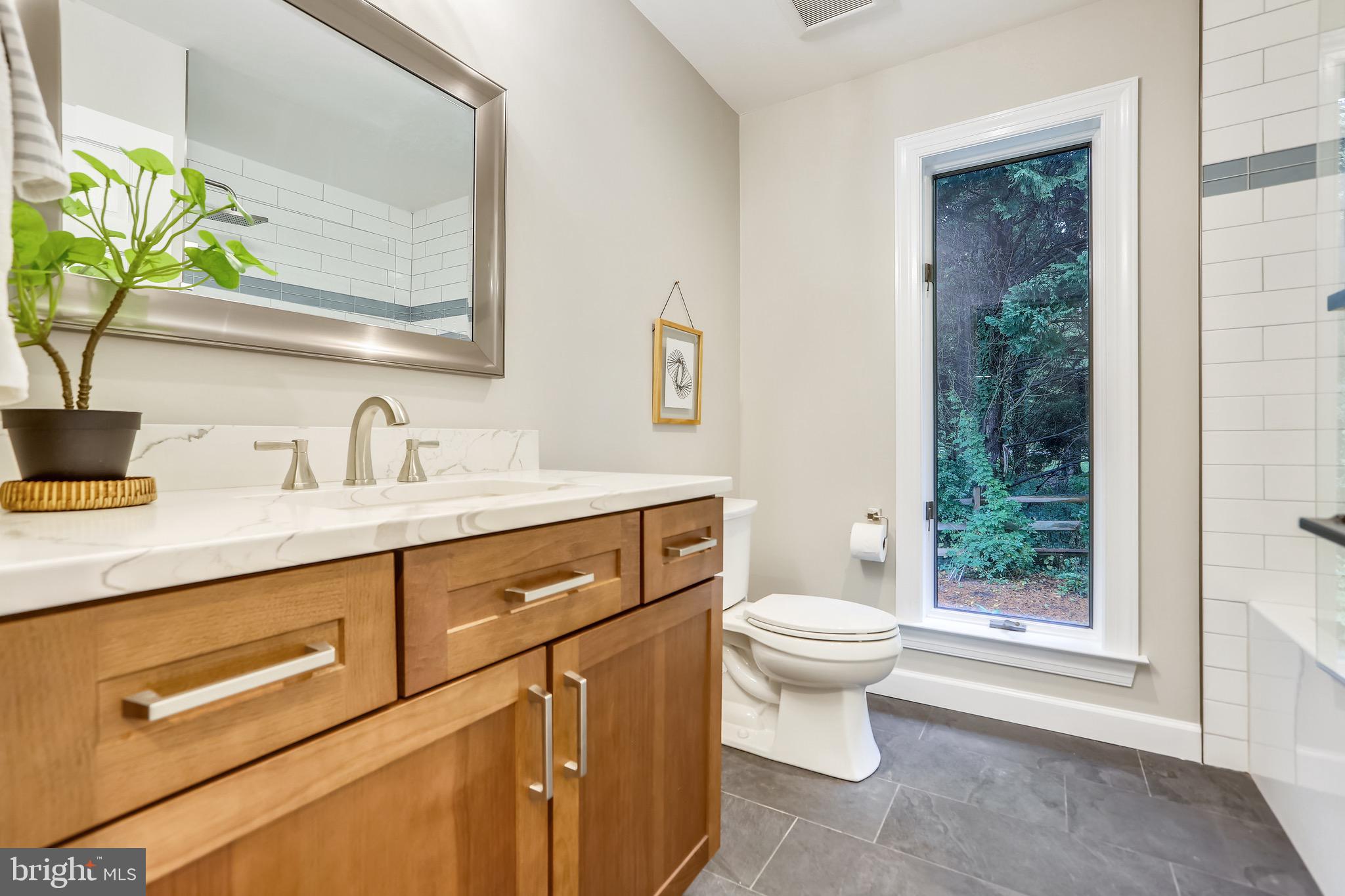 WILD ROSE SHORES - Residential