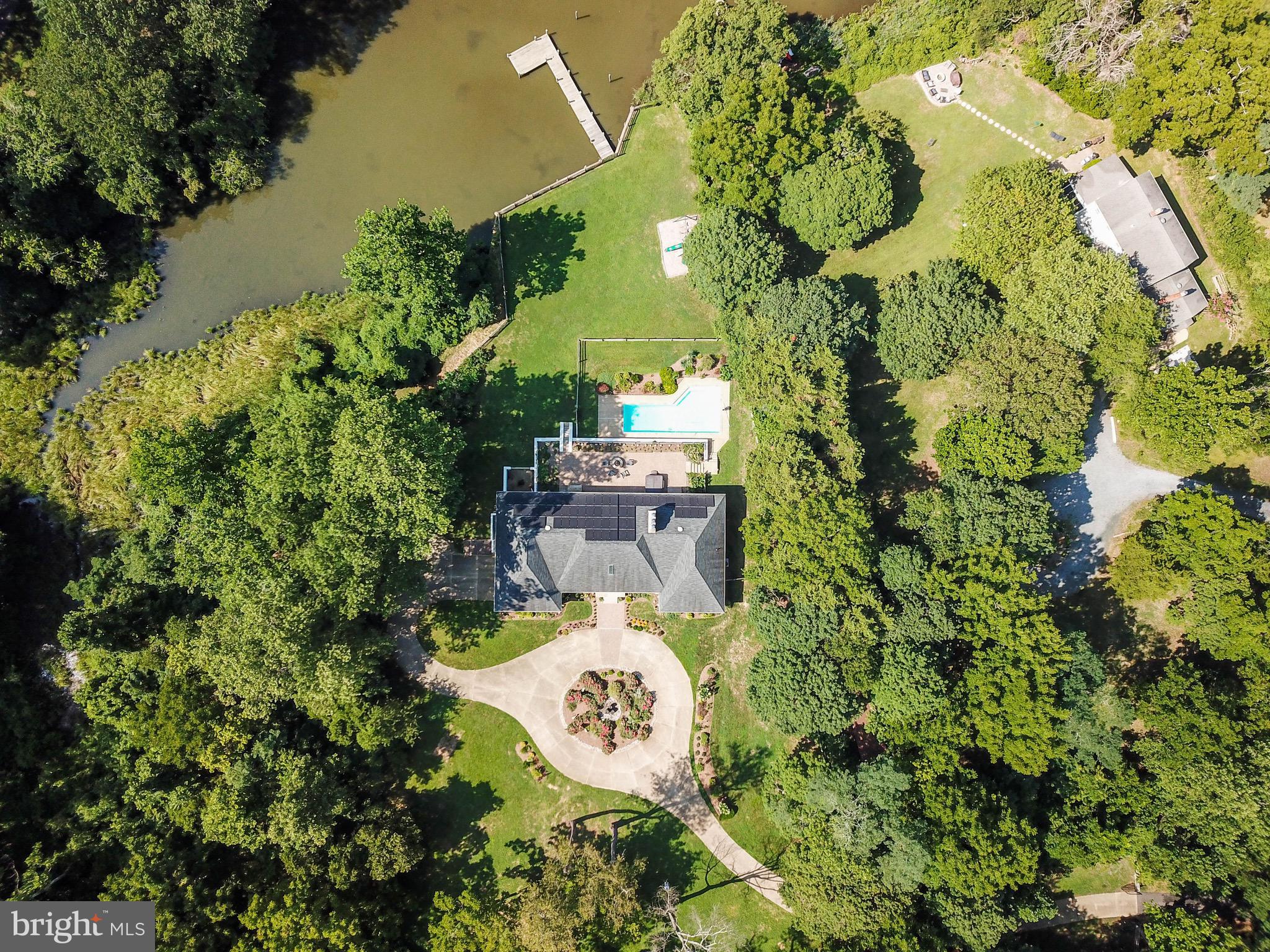 WILD ROSE SHORES - Residential