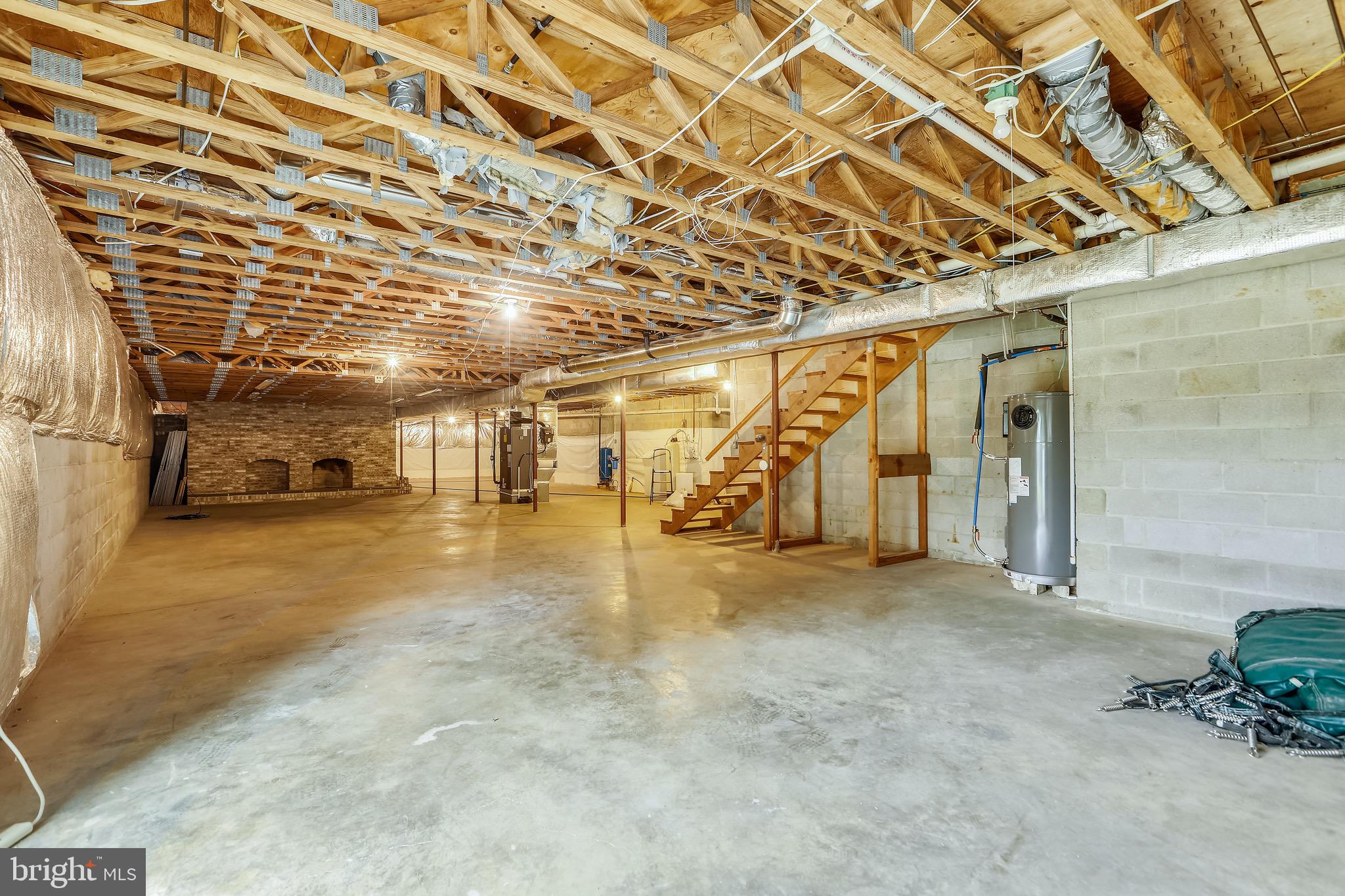 WILD ROSE SHORES - Residential