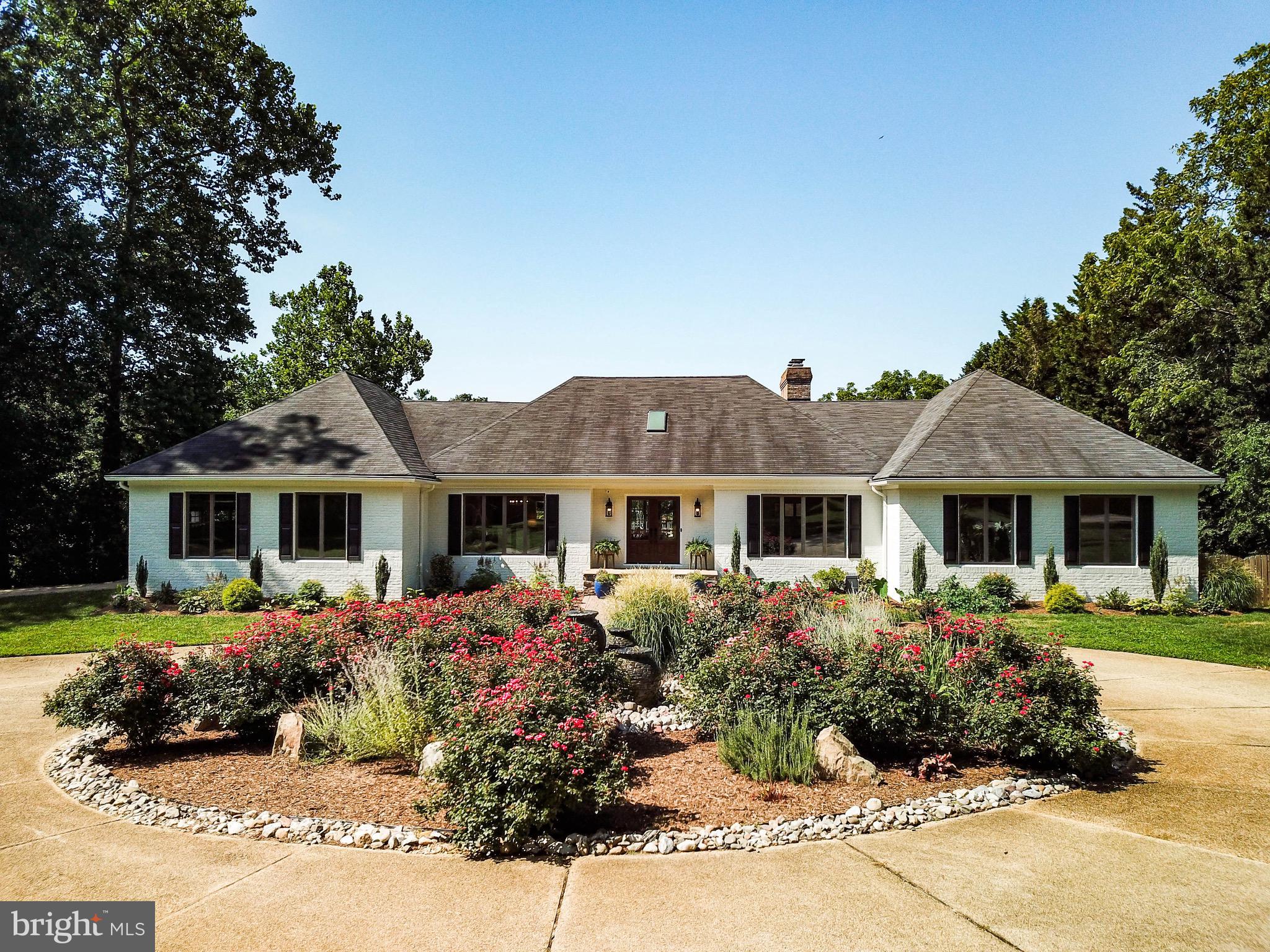 WILD ROSE SHORES - Residential