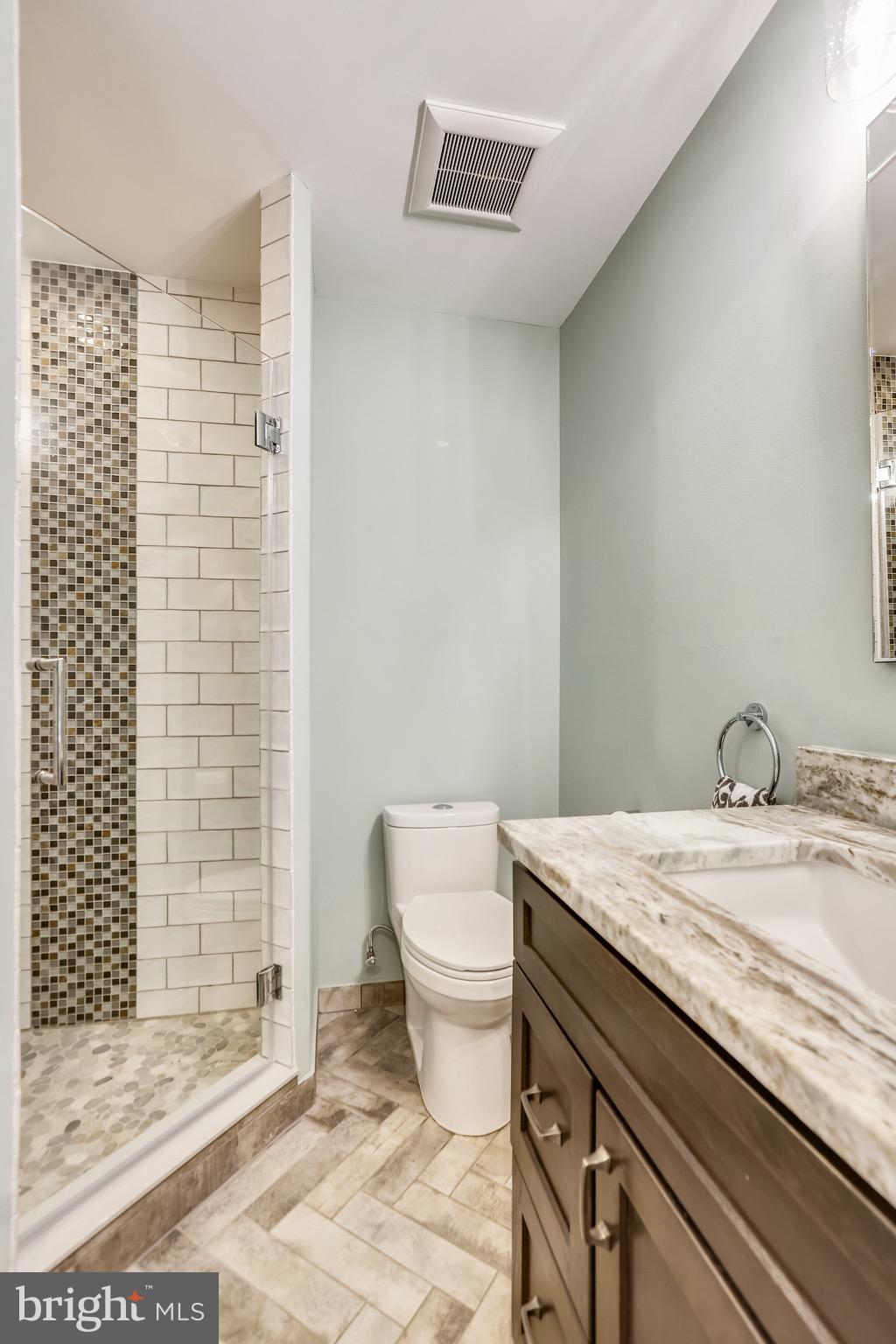 WILD ROSE SHORES - Residential