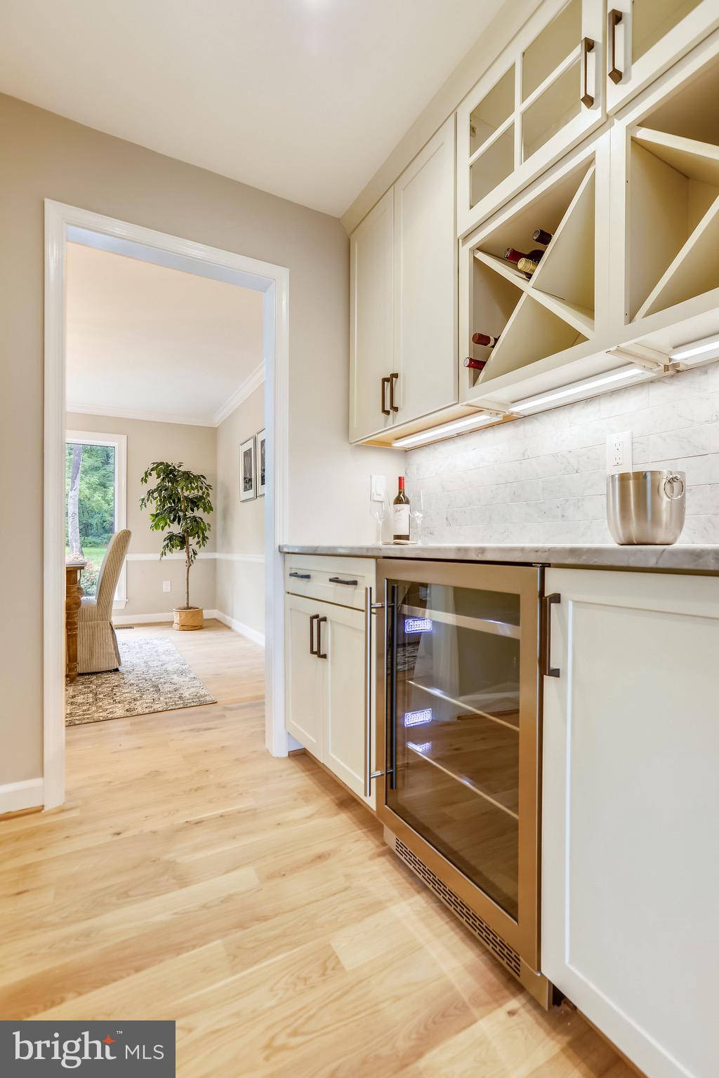 WILD ROSE SHORES - Residential