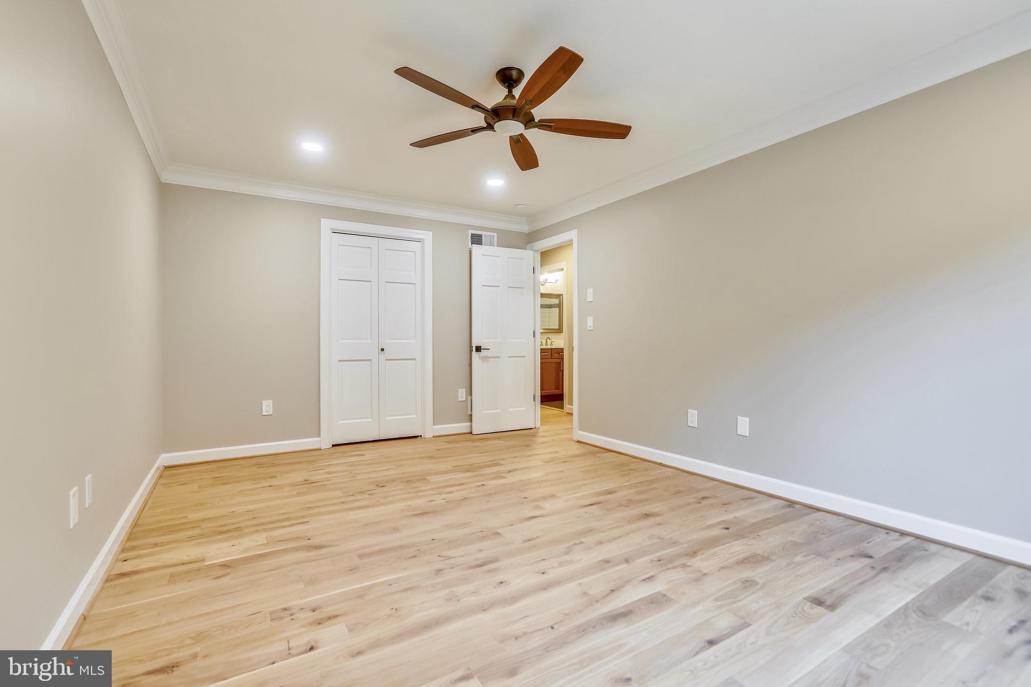 WILD ROSE SHORES - Residential