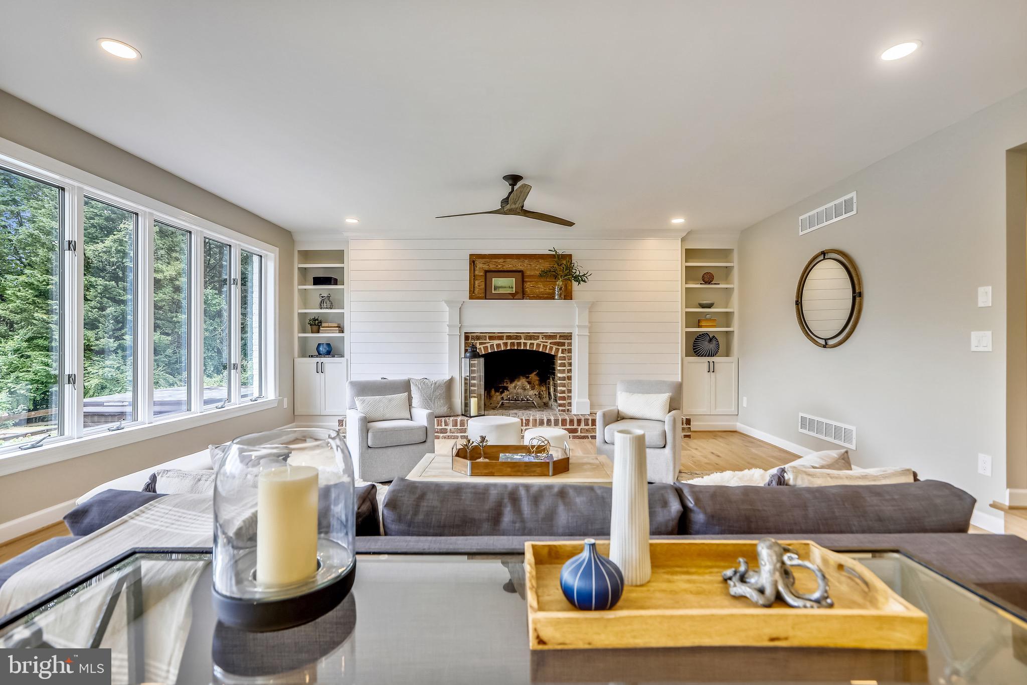 WILD ROSE SHORES - Residential