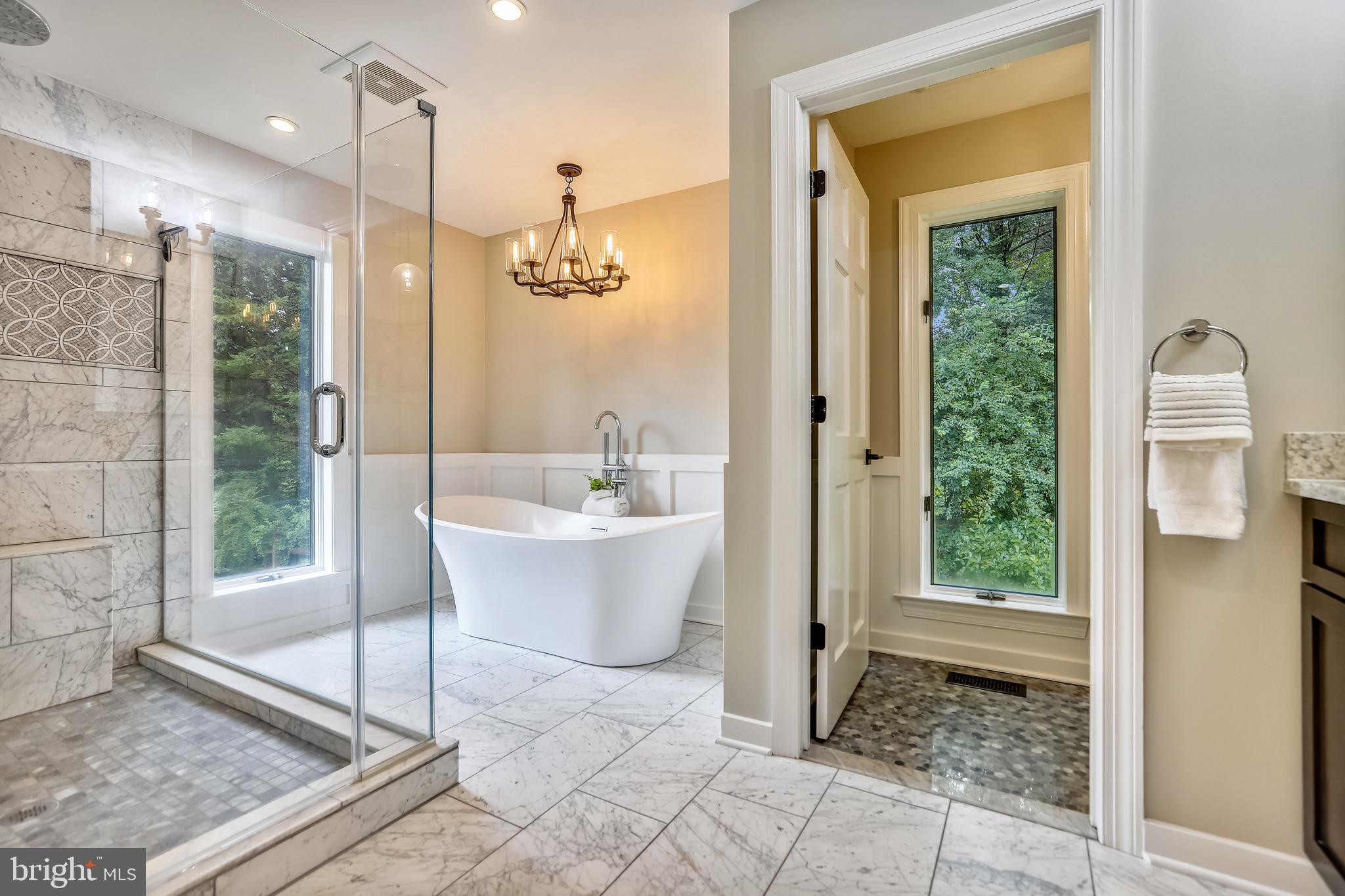 WILD ROSE SHORES - Residential