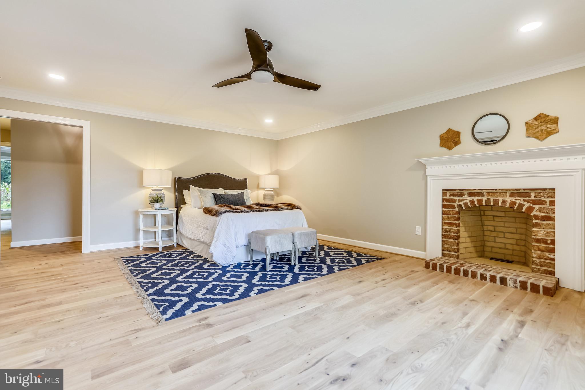 WILD ROSE SHORES - Residential