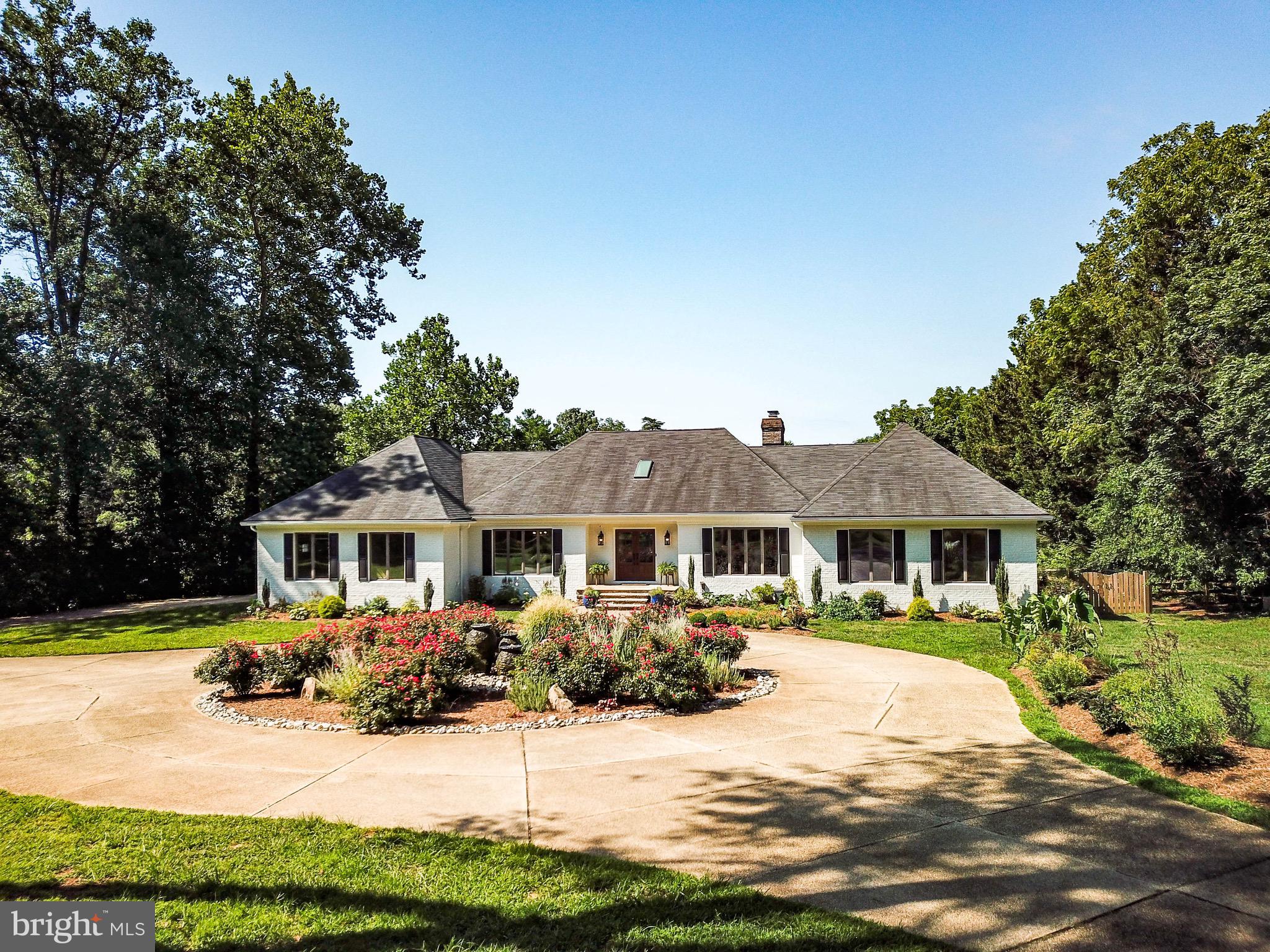 WILD ROSE SHORES - Residential