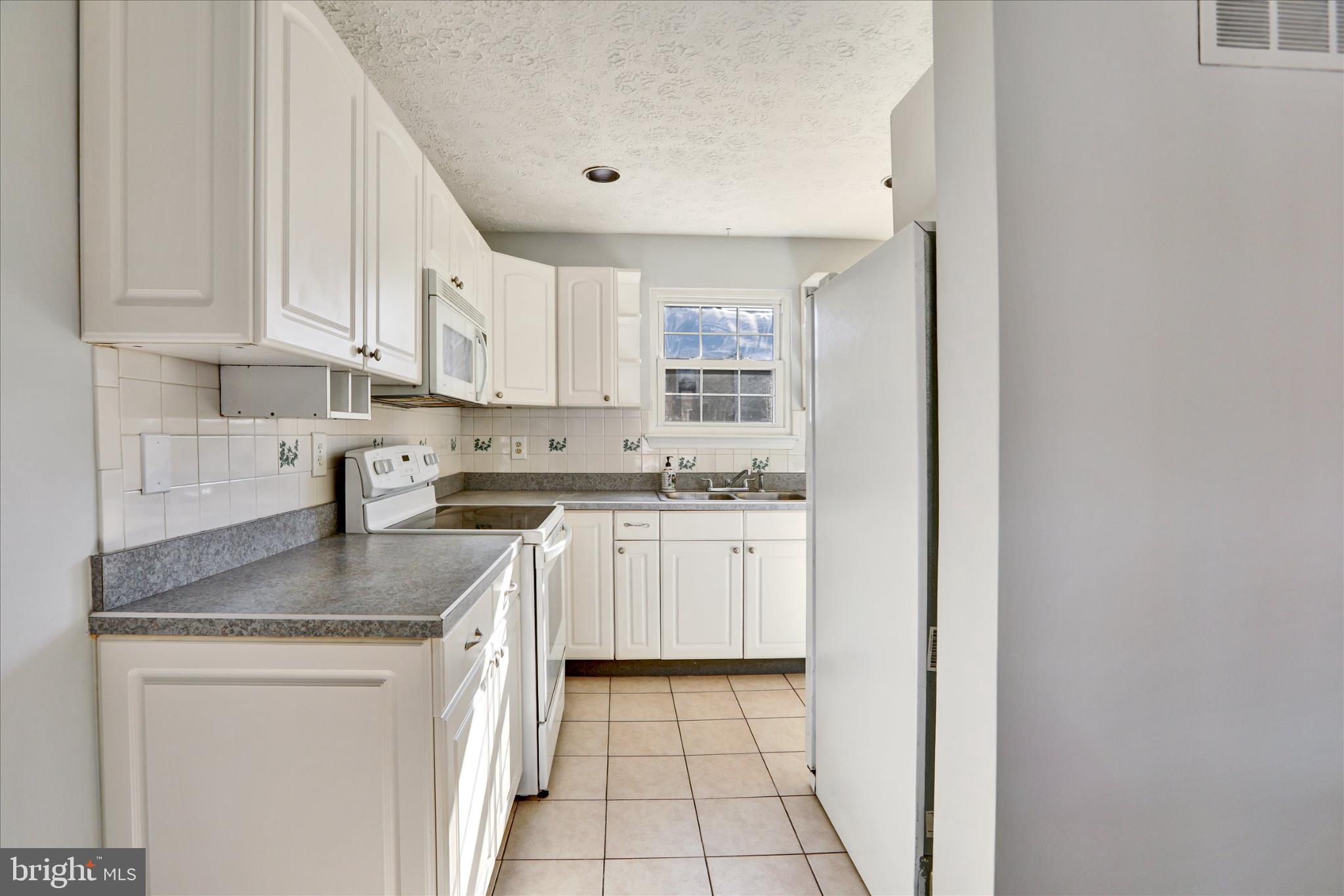 RICHARDSON MEWS - Residential