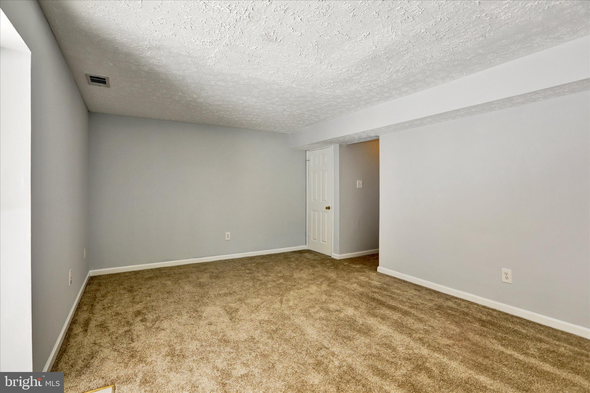 RICHARDSON MEWS - Residential