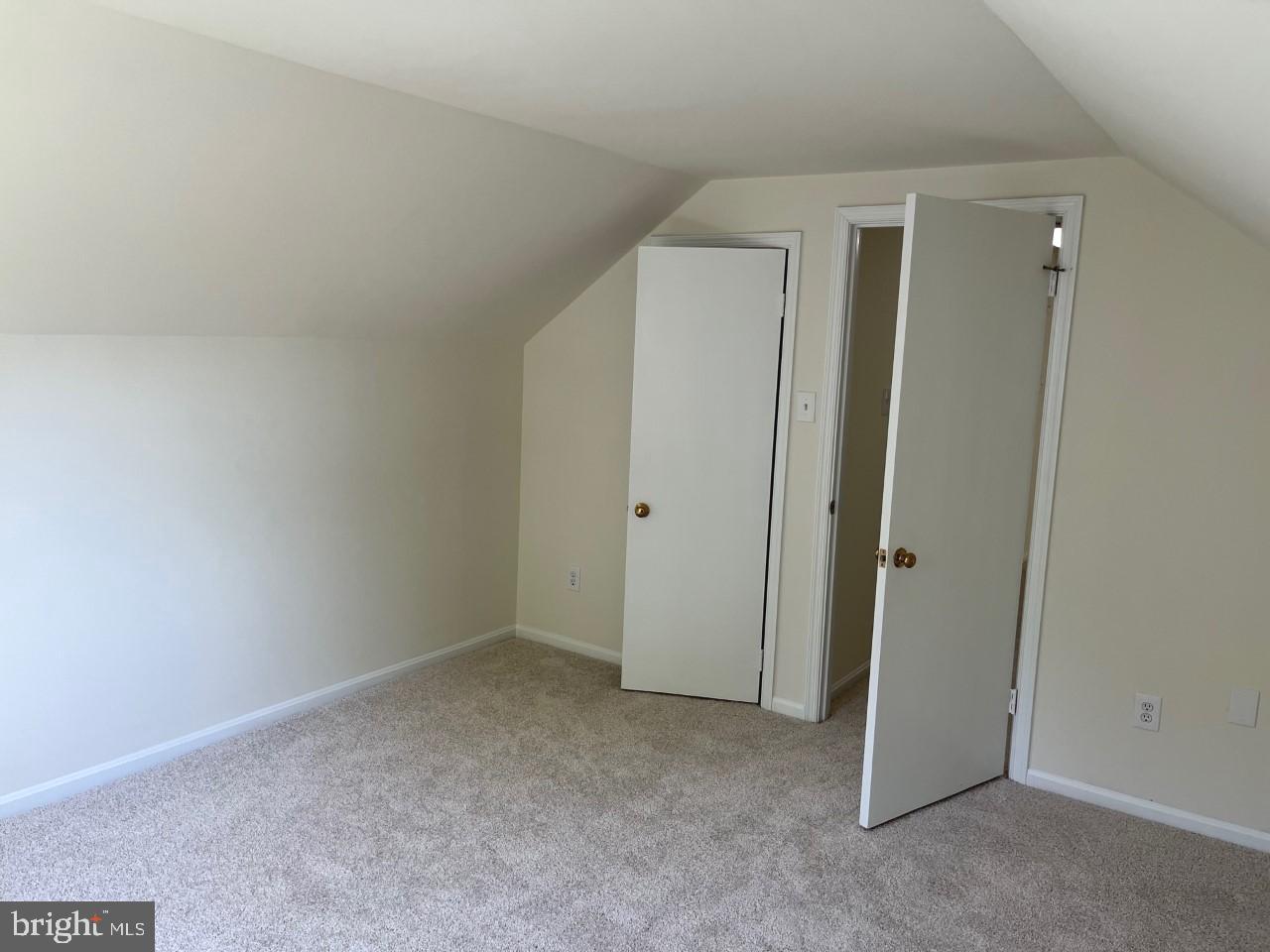 MONTCLAIR - Residential