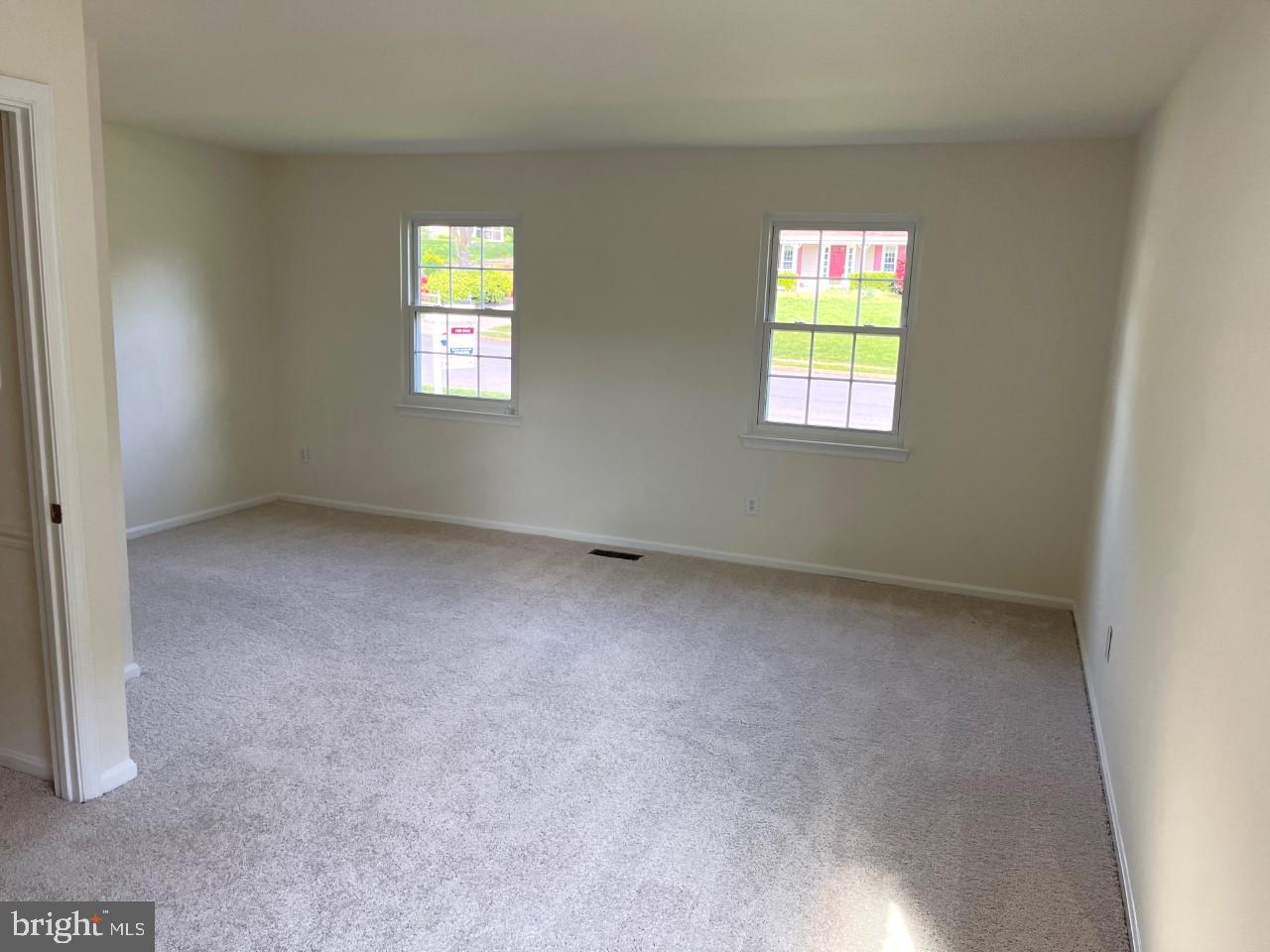 MONTCLAIR - Residential