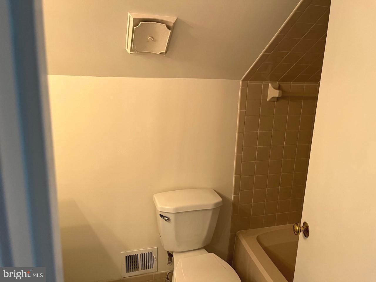 MONTCLAIR - Residential