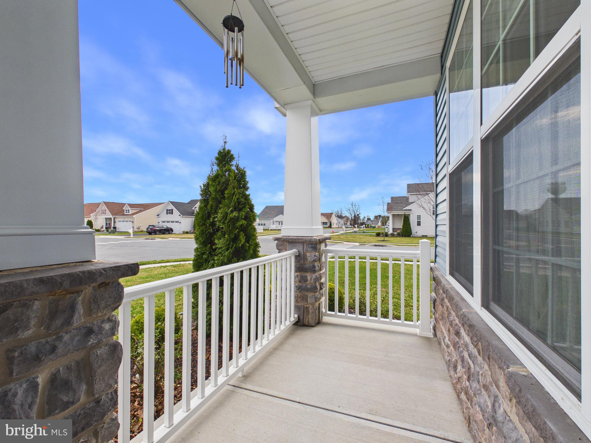 CHAMPIONS CLUB - Residential