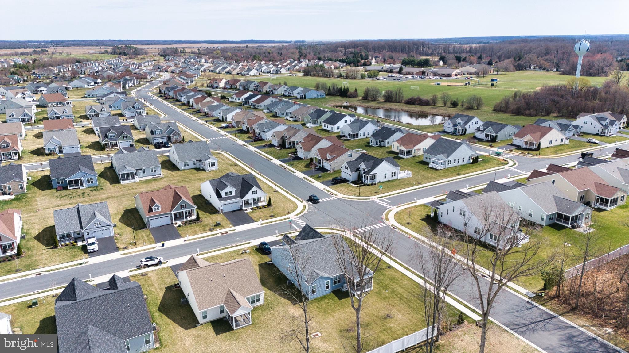 CHAMPIONS CLUB - Residential