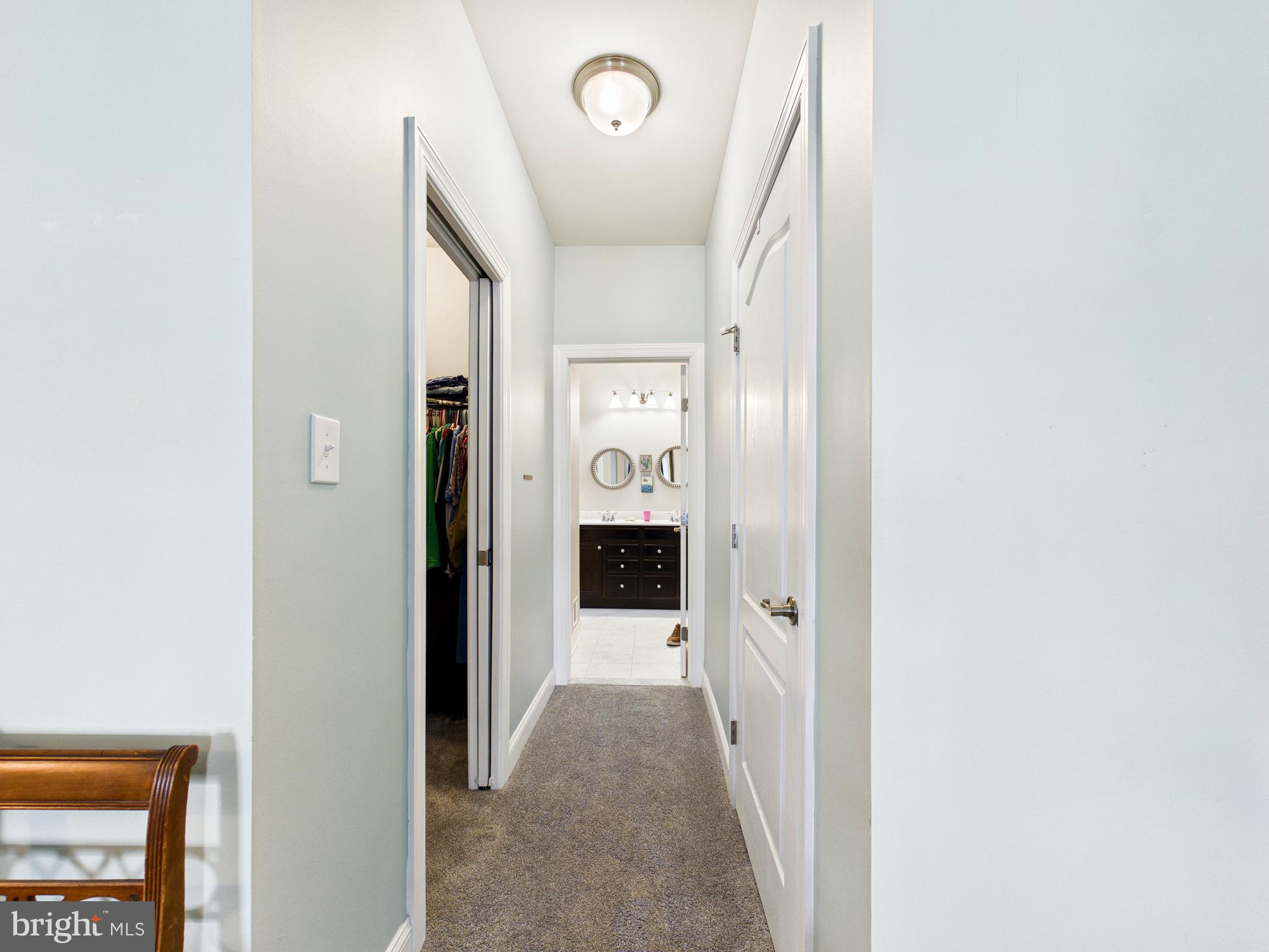 CHAMPIONS CLUB - Residential