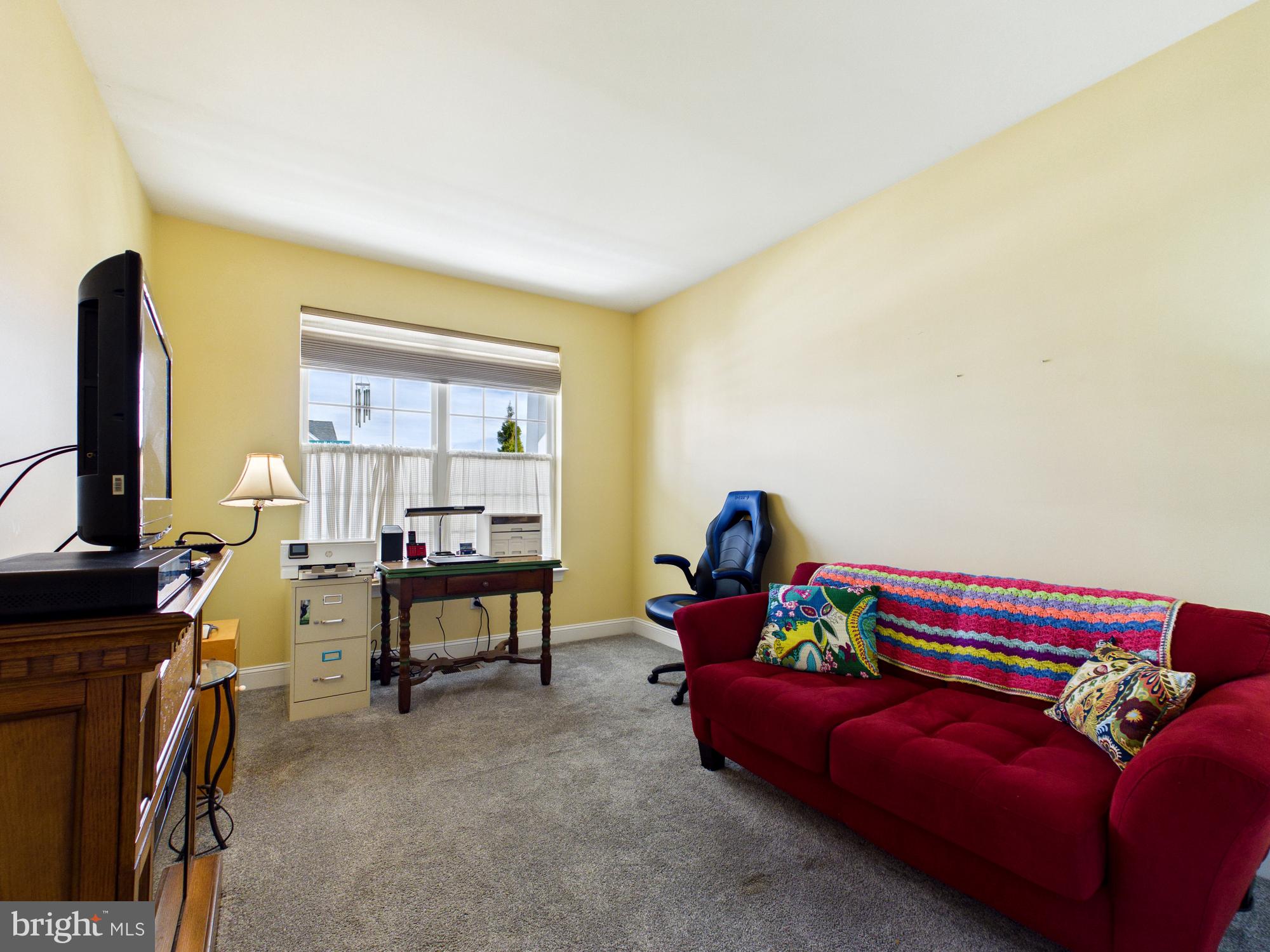 CHAMPIONS CLUB - Residential