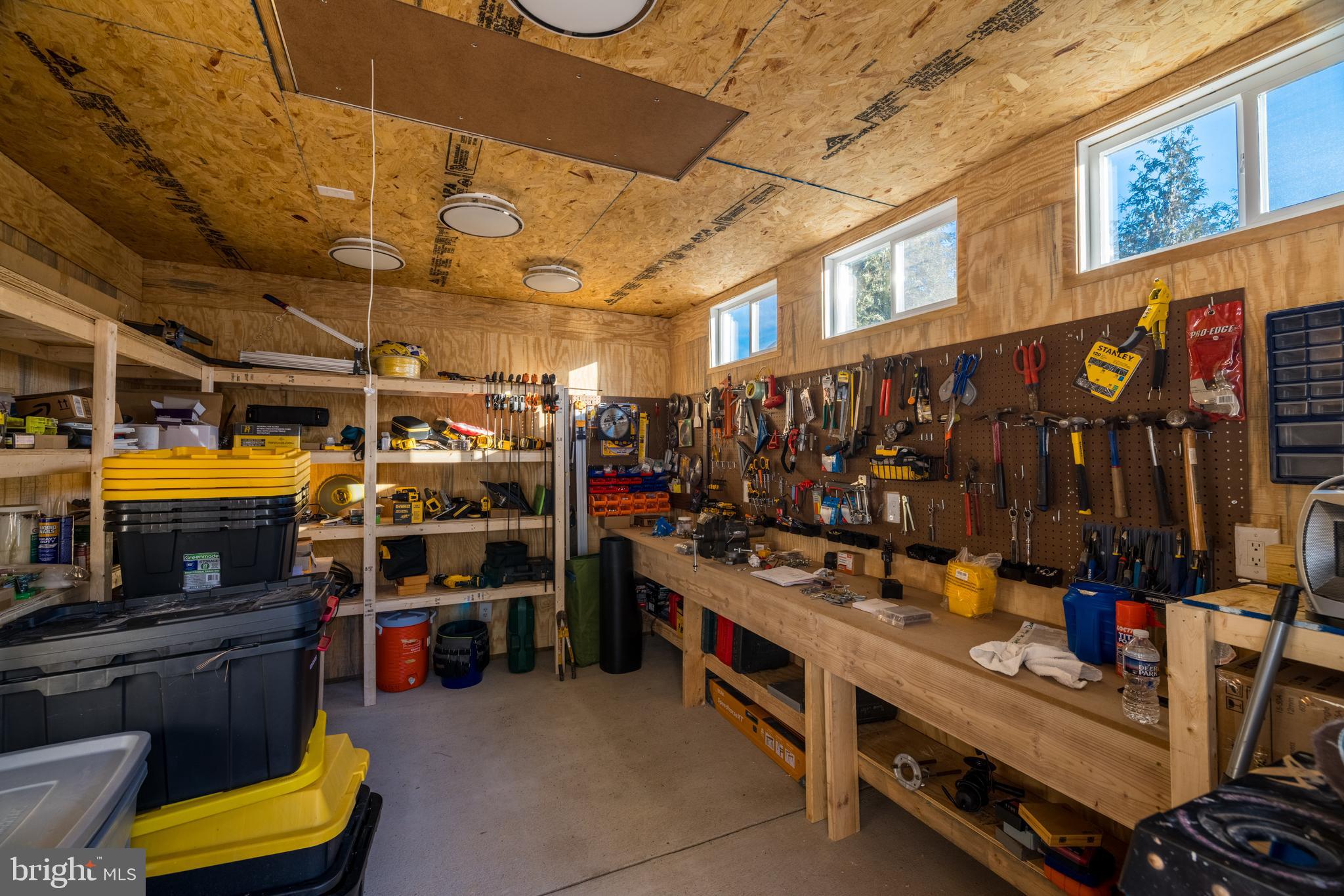 RED CEDAR - Residential