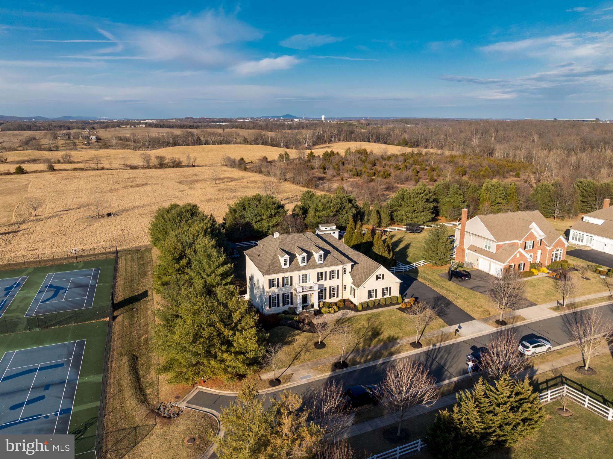 RED CEDAR - Residential