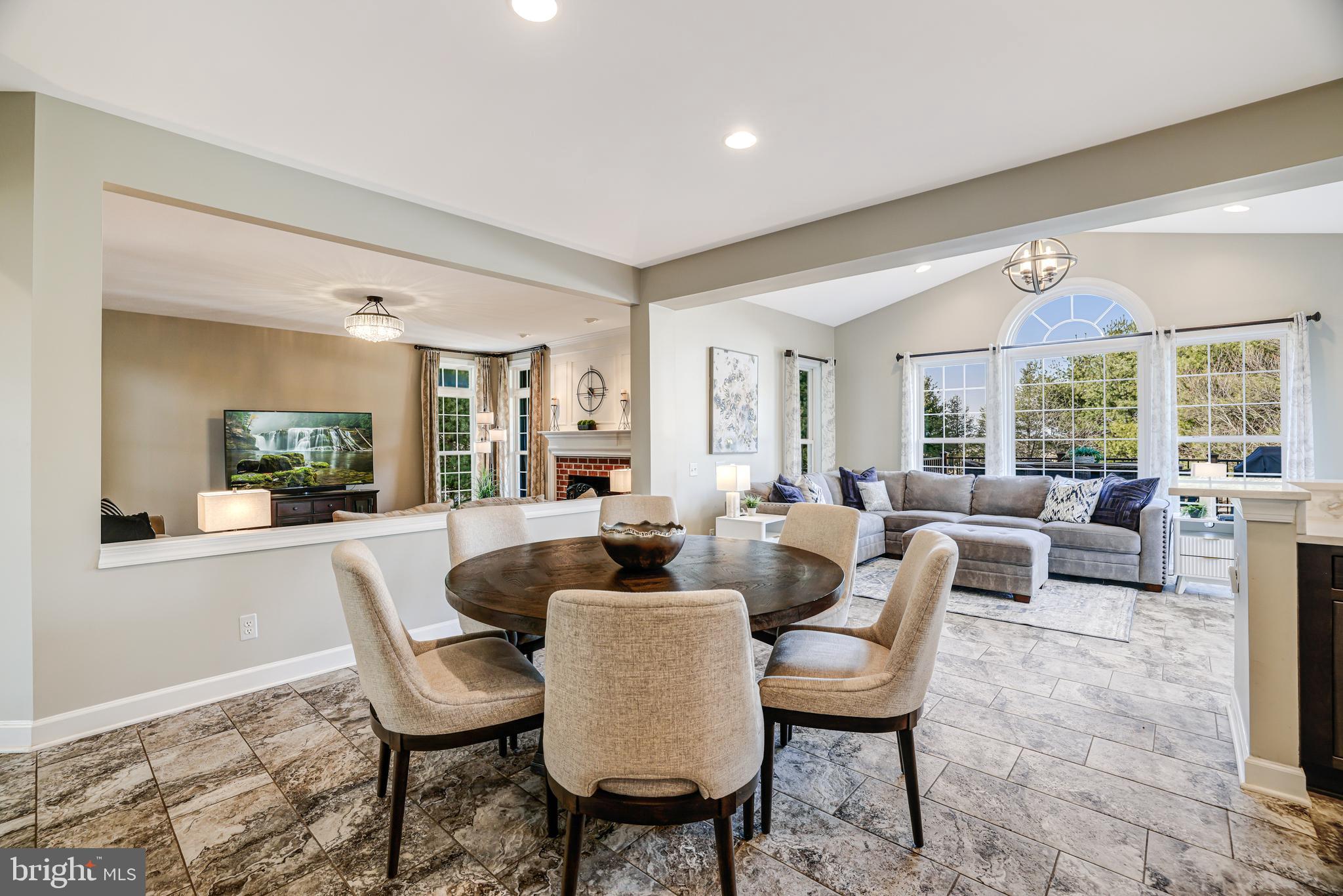 RED CEDAR - Residential