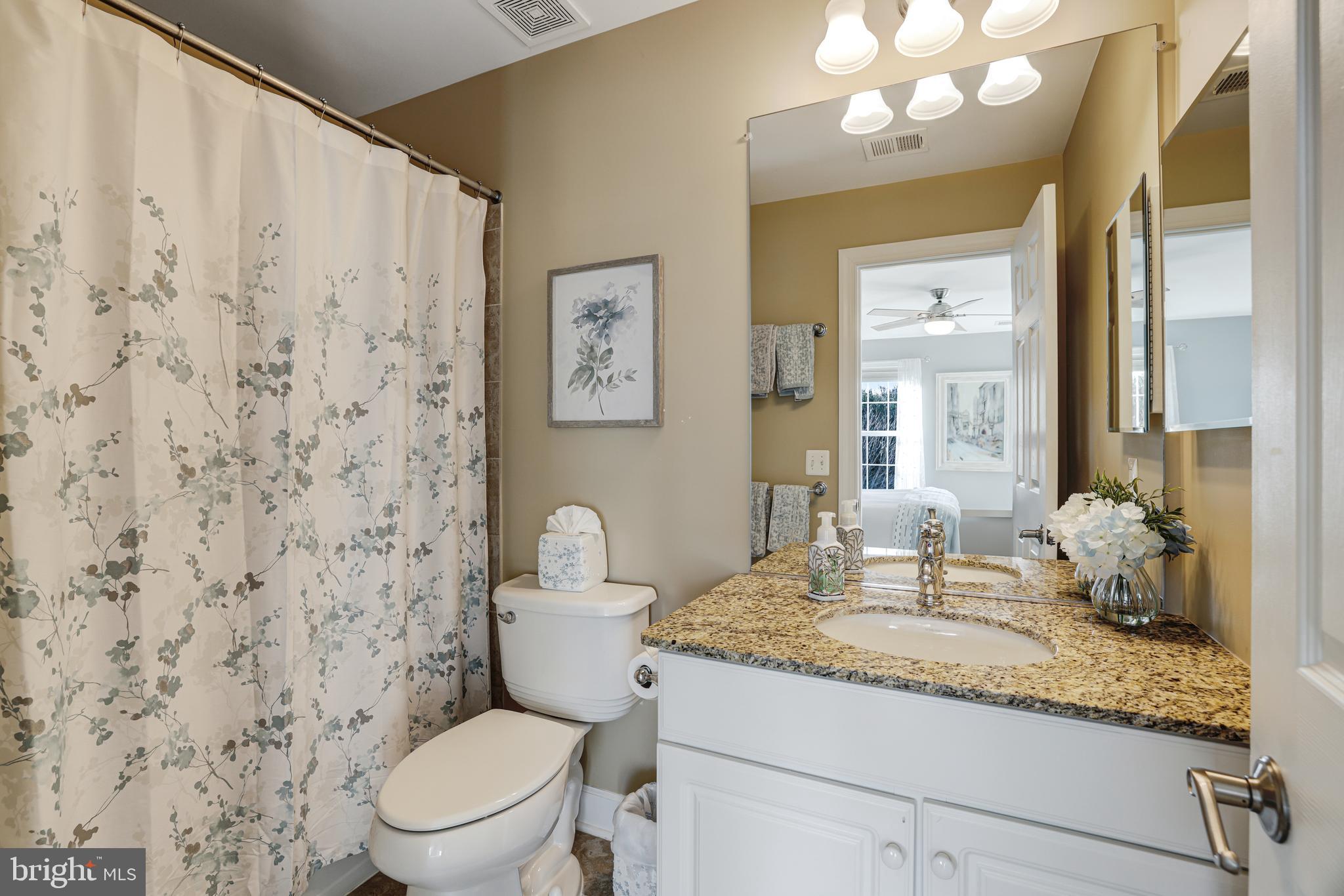 RED CEDAR - Residential