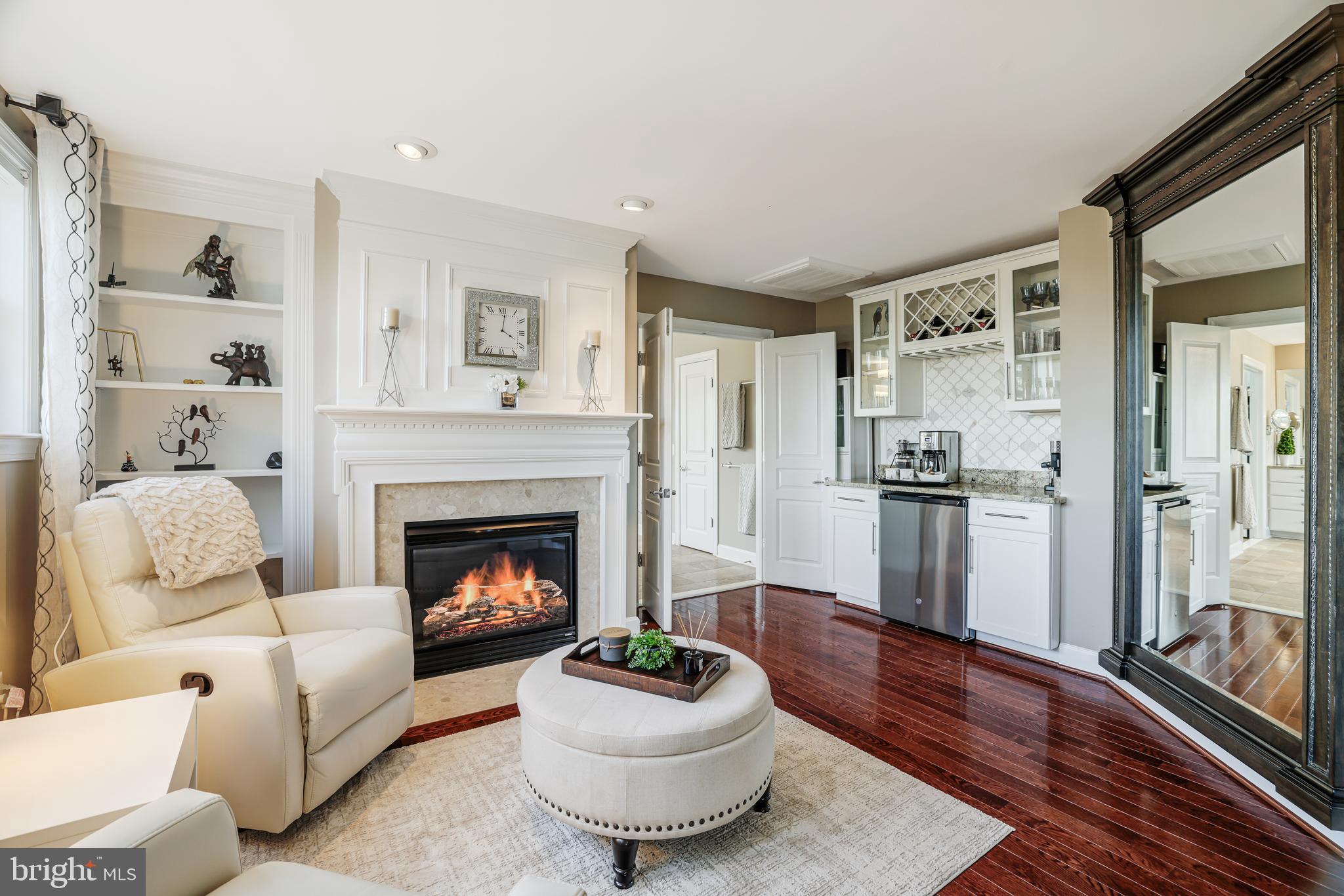 RED CEDAR - Residential