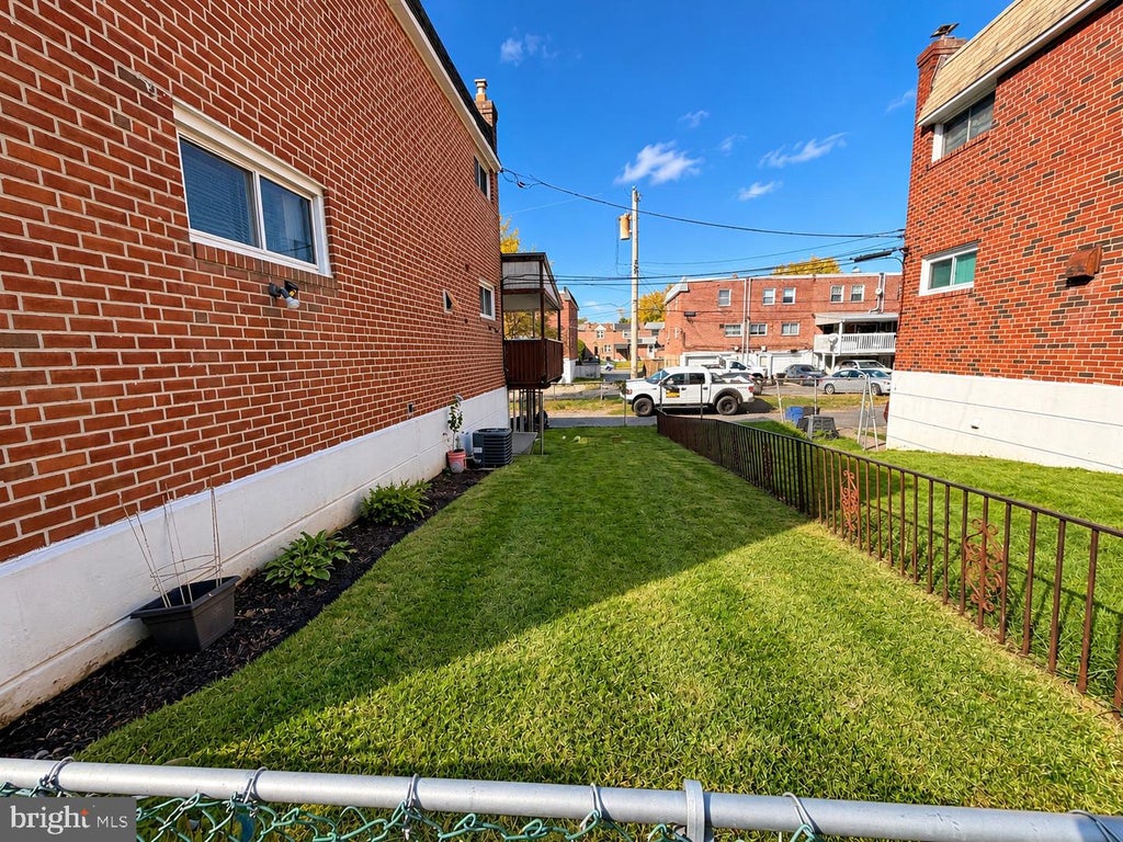 Photo of 2038 Heather Road, FOLCROFT, PA 19032 (MLS # PADE2126822)