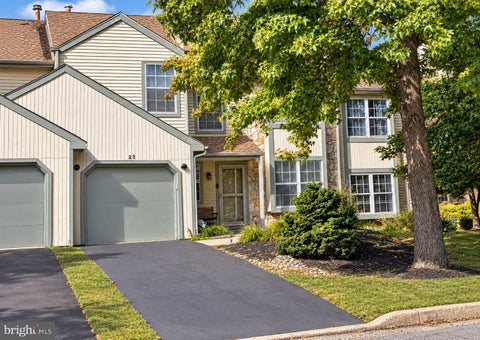 Townhouse For Rent - 23 Laurel Circle<br/> NEWTOWN, PA 18940