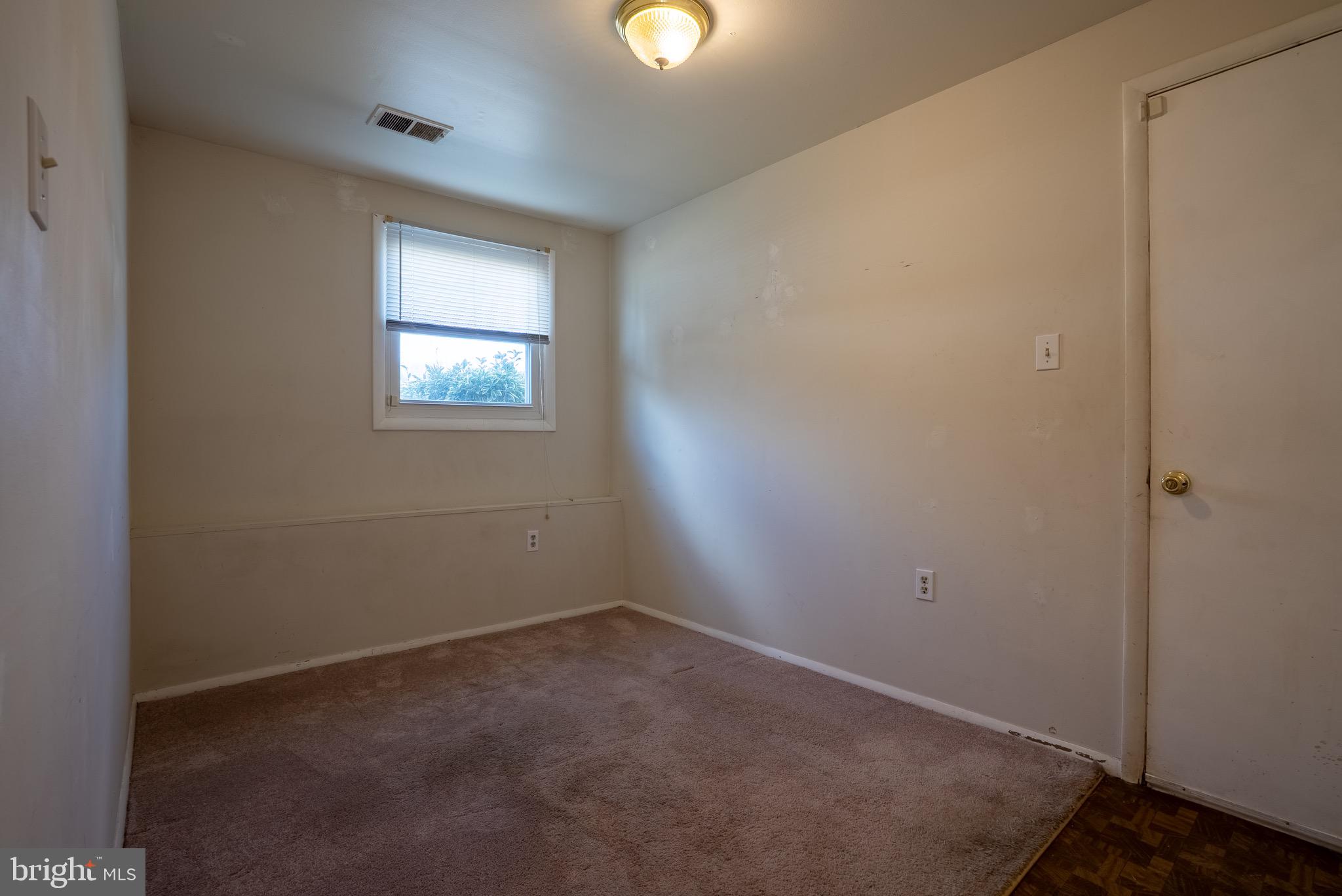 FOUR SEASONS ESTATES - Residential