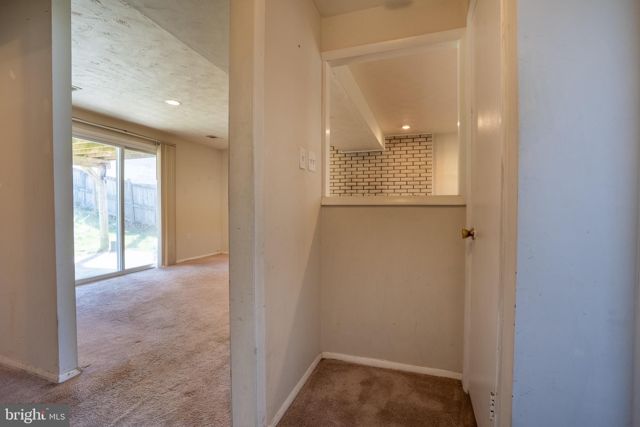 FOUR SEASONS ESTATES - Residential