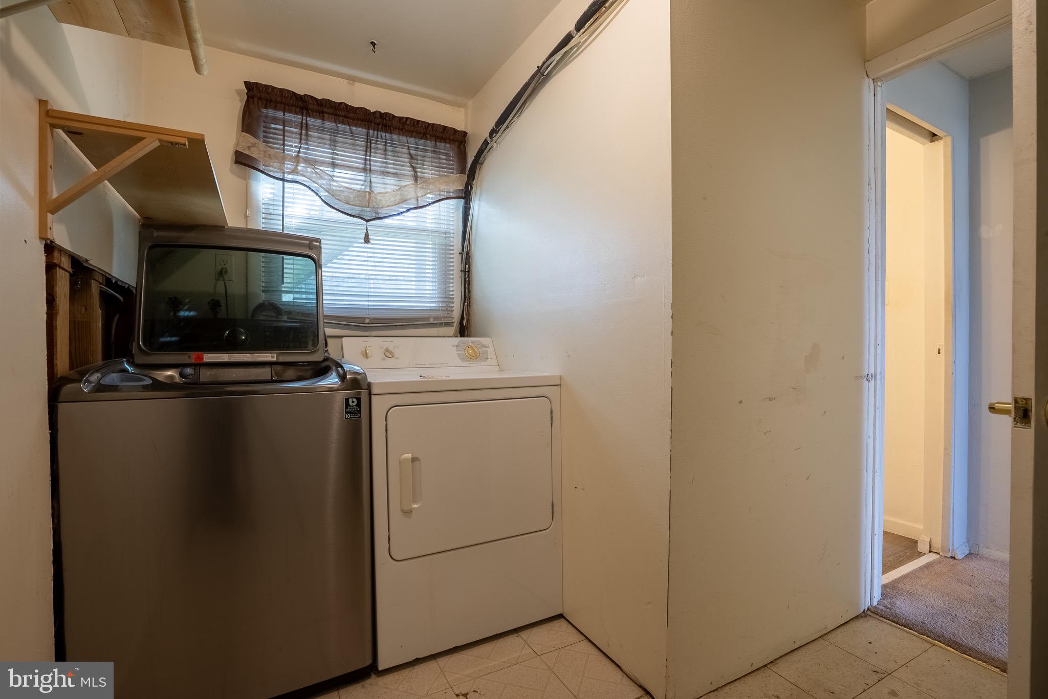 FOUR SEASONS ESTATES - Residential