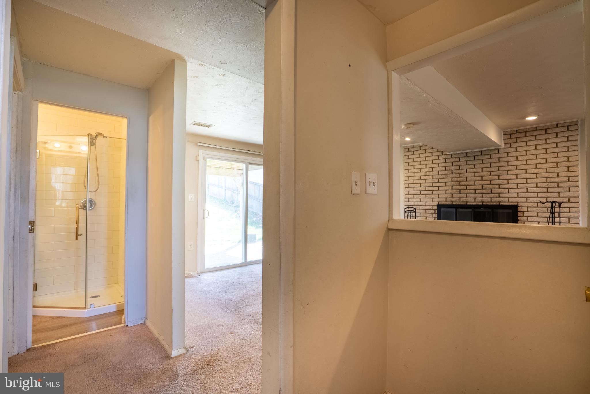 FOUR SEASONS ESTATES - Residential