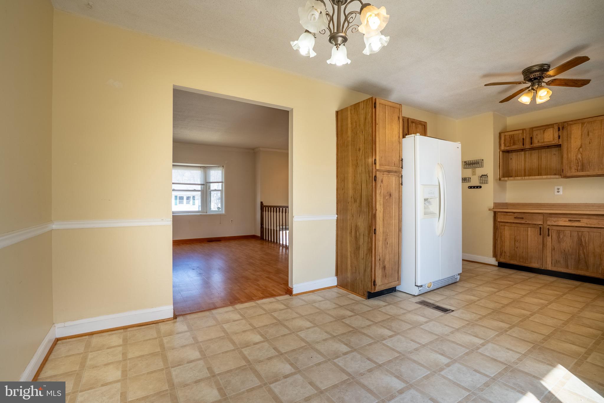 FOUR SEASONS ESTATES - Residential