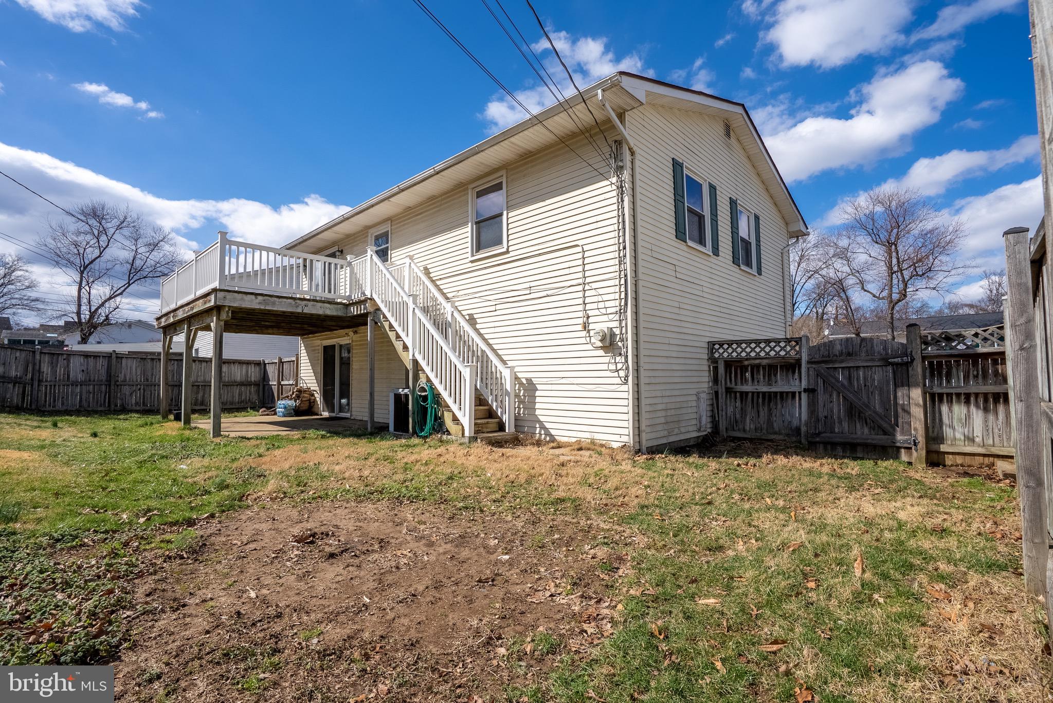 FOUR SEASONS ESTATES - Residential