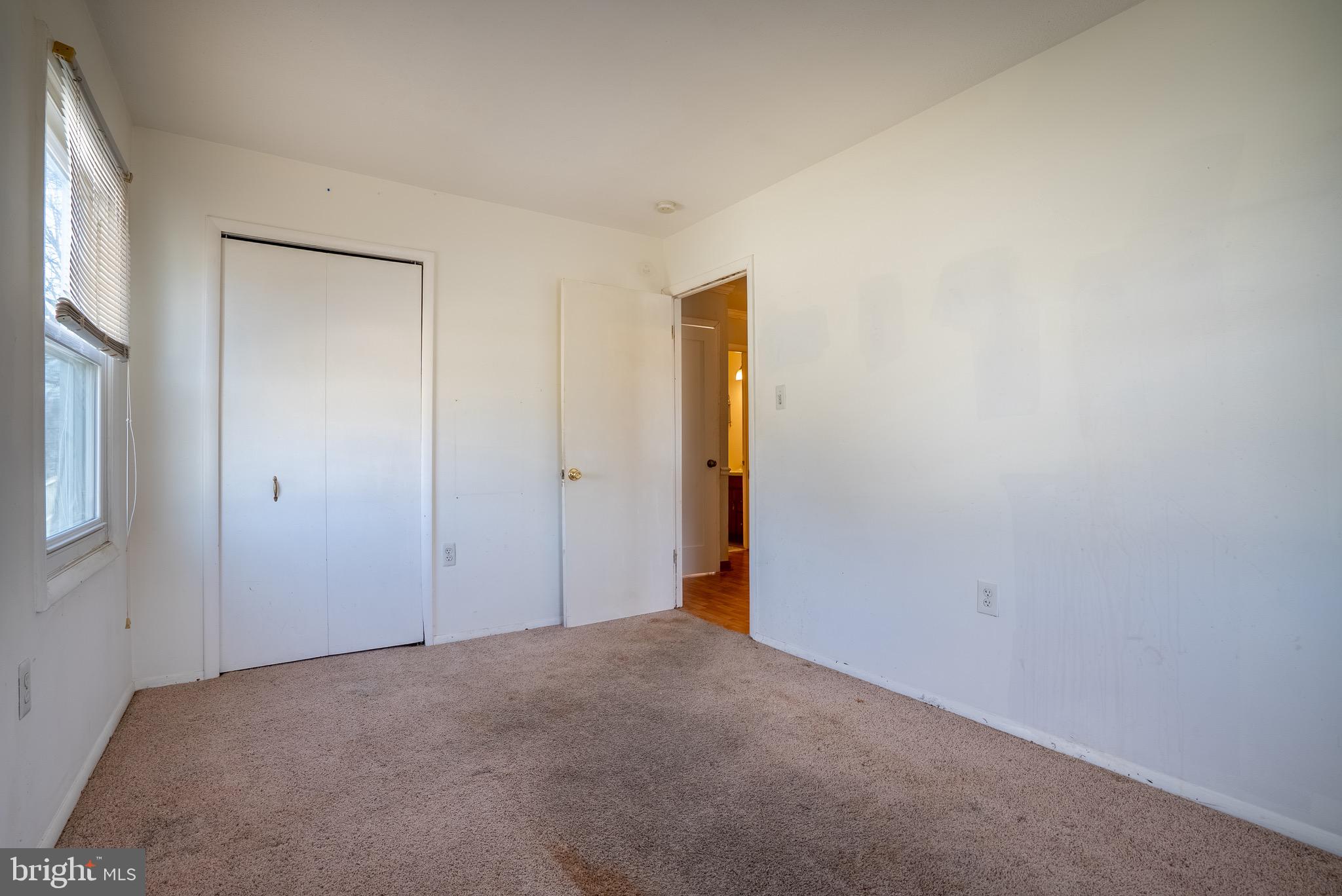 FOUR SEASONS ESTATES - Residential